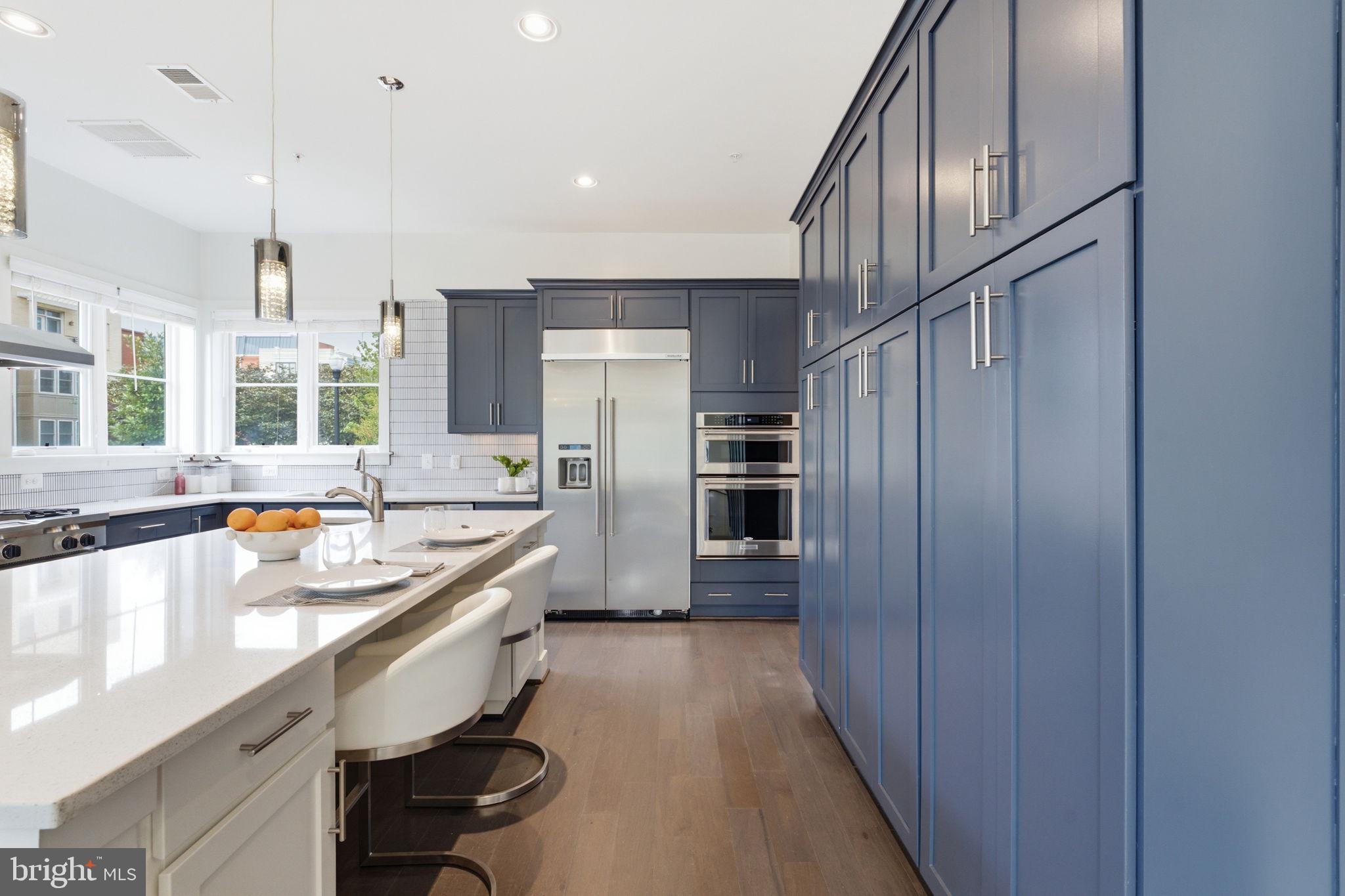 POTOMAC  YARDS - Residential