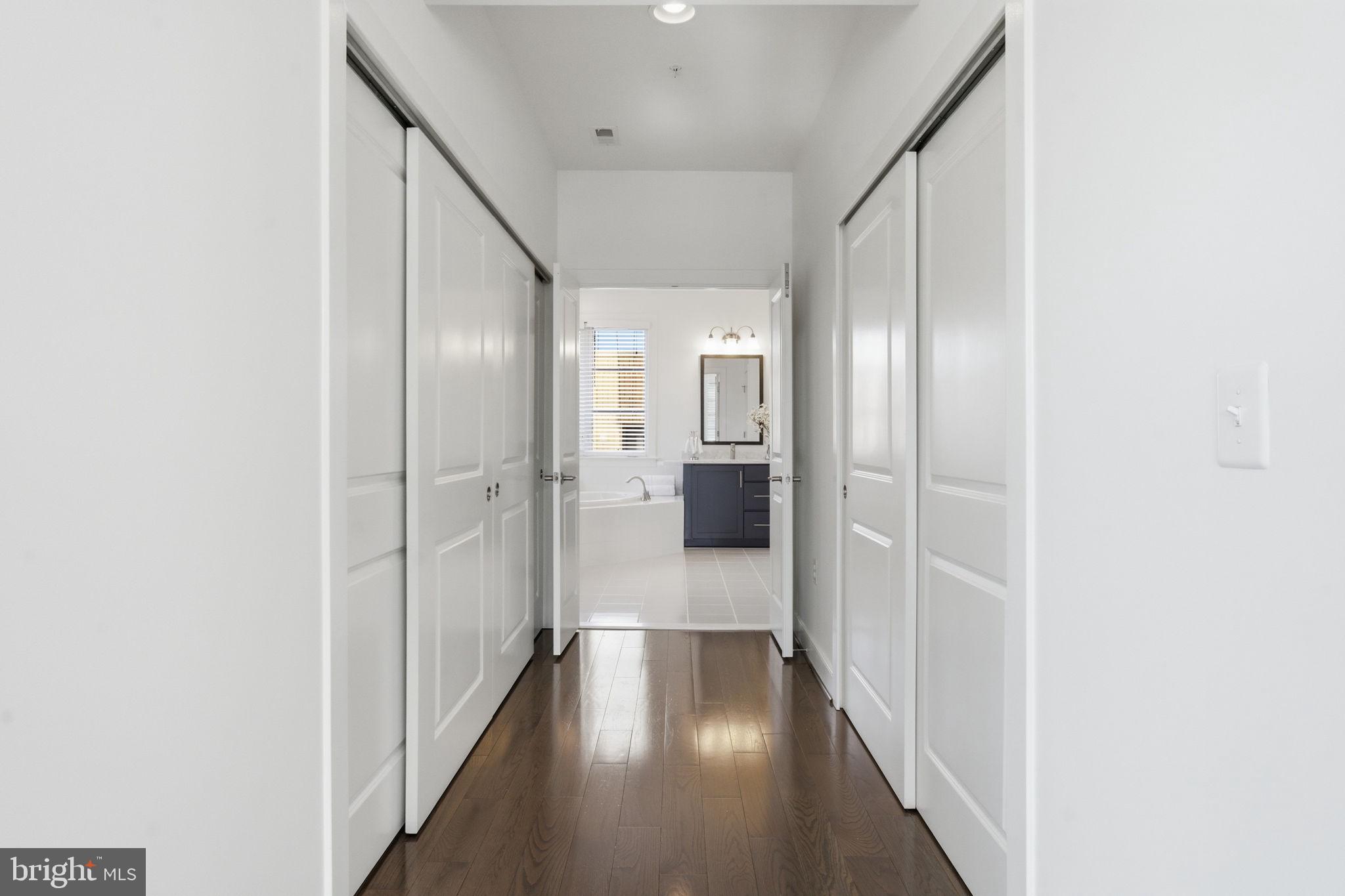 POTOMAC  YARDS - Residential