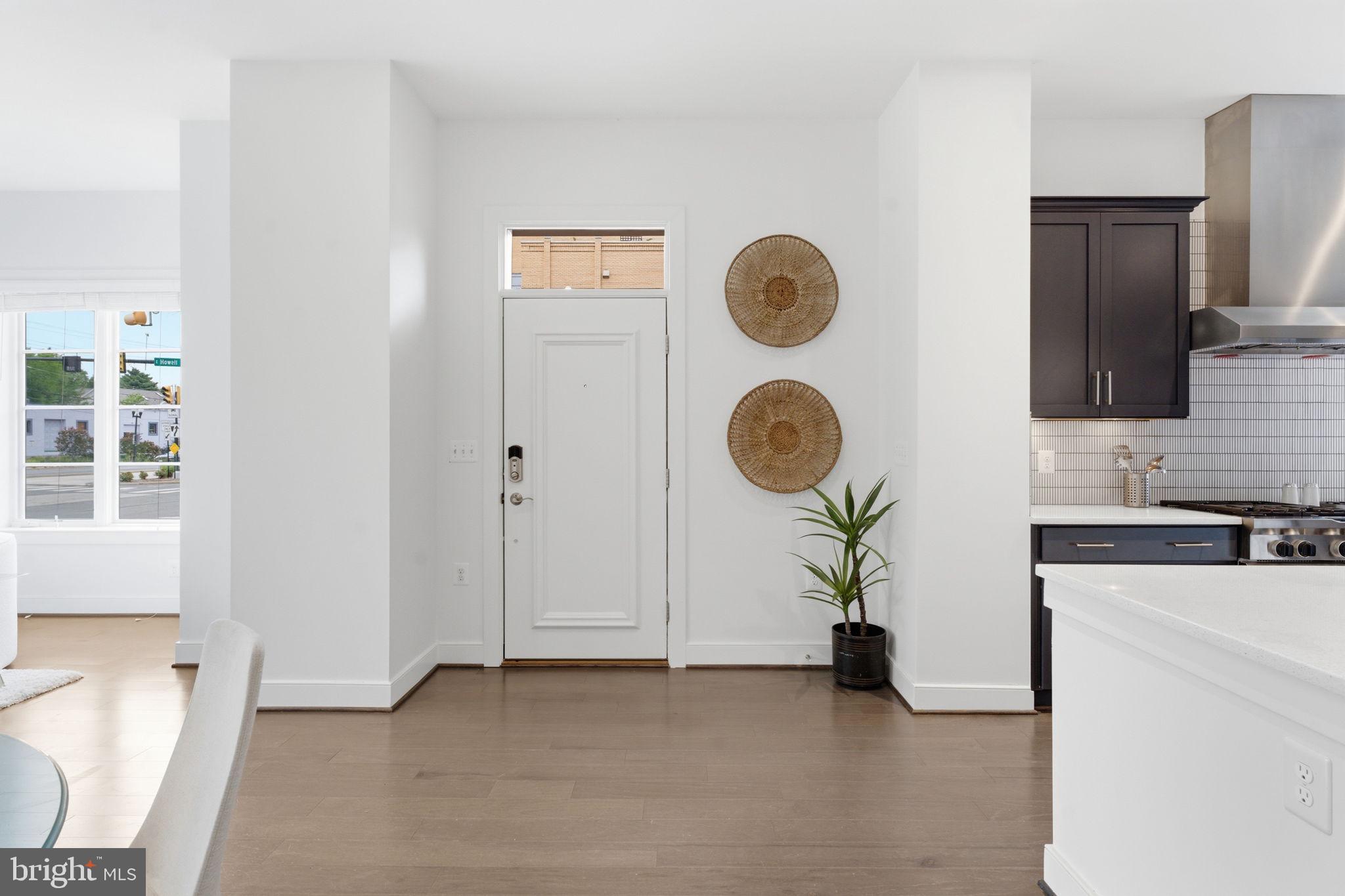 POTOMAC  YARDS - Residential