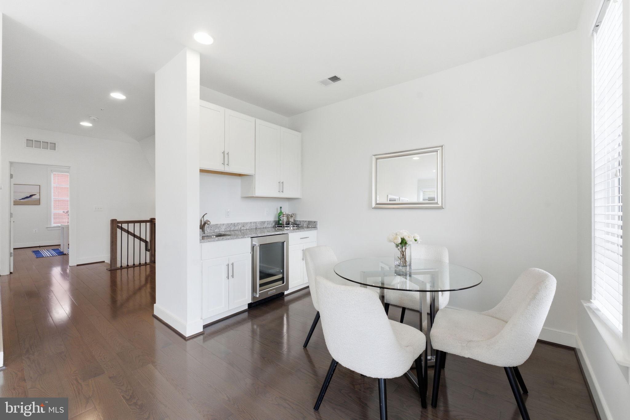 POTOMAC  YARDS - Residential