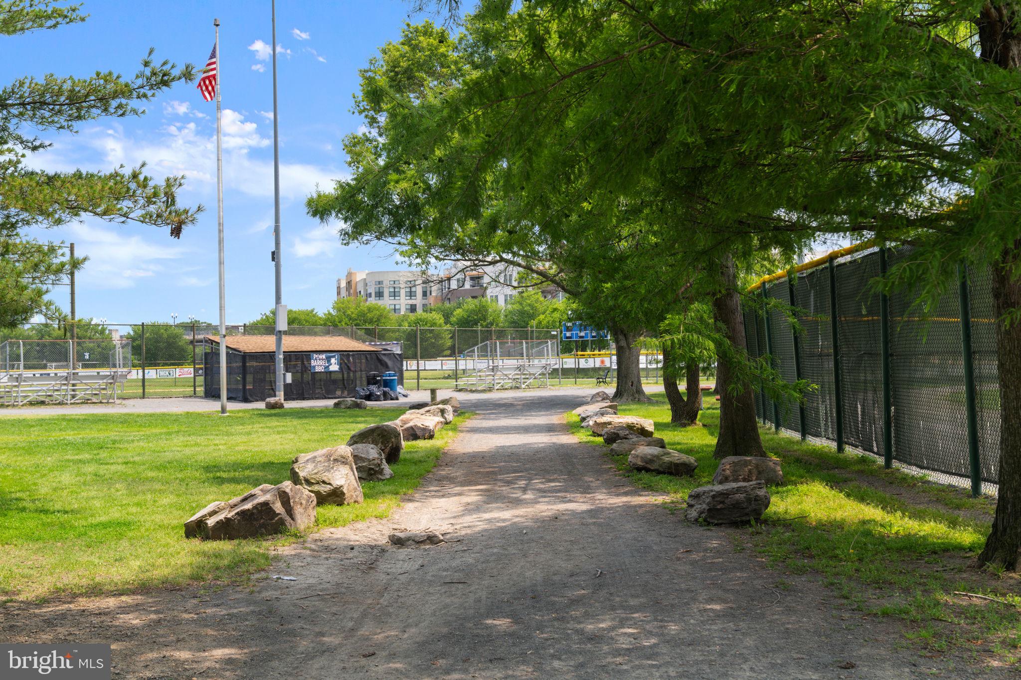 POTOMAC  YARDS - Residential