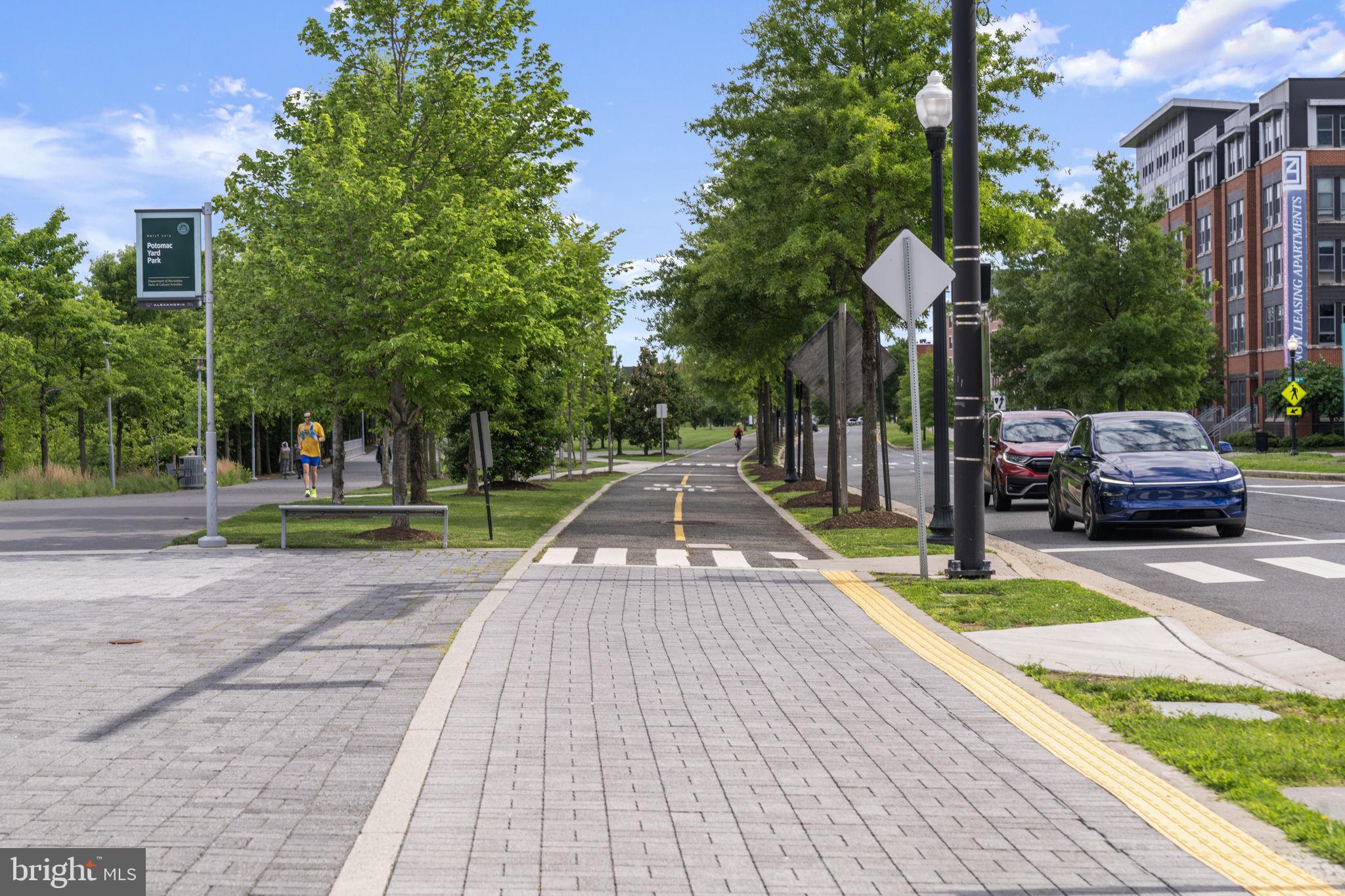 POTOMAC  YARDS - Residential