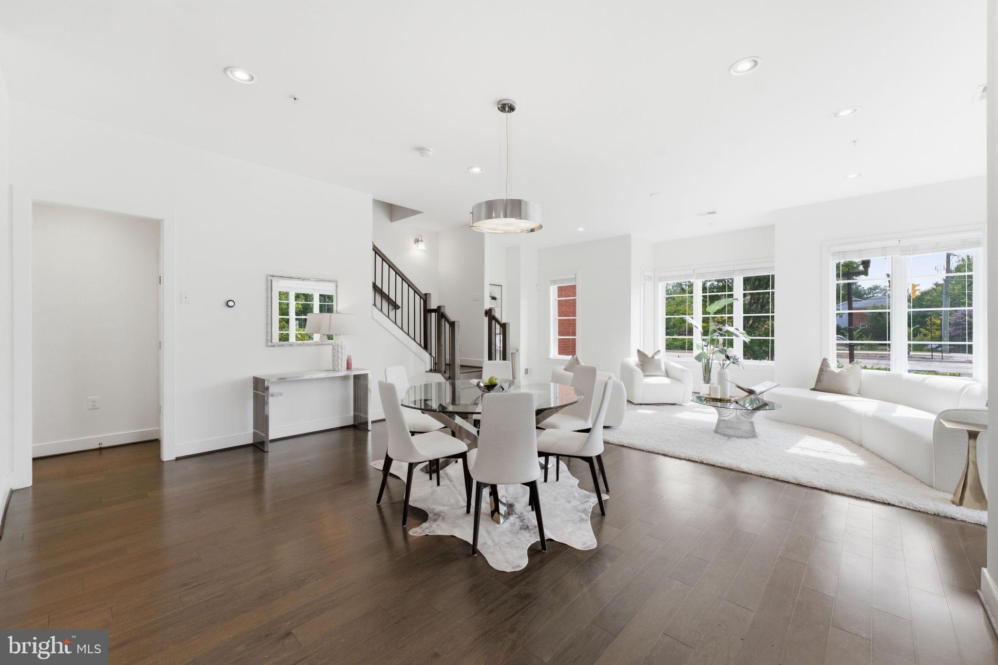 POTOMAC  YARDS - Residential