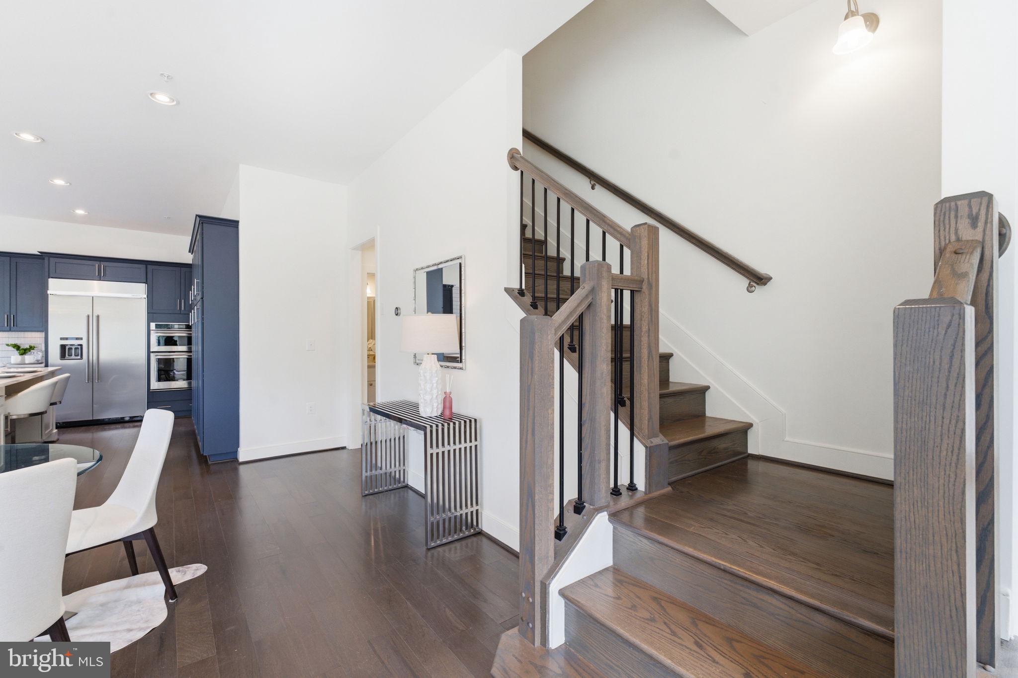 POTOMAC  YARDS - Residential