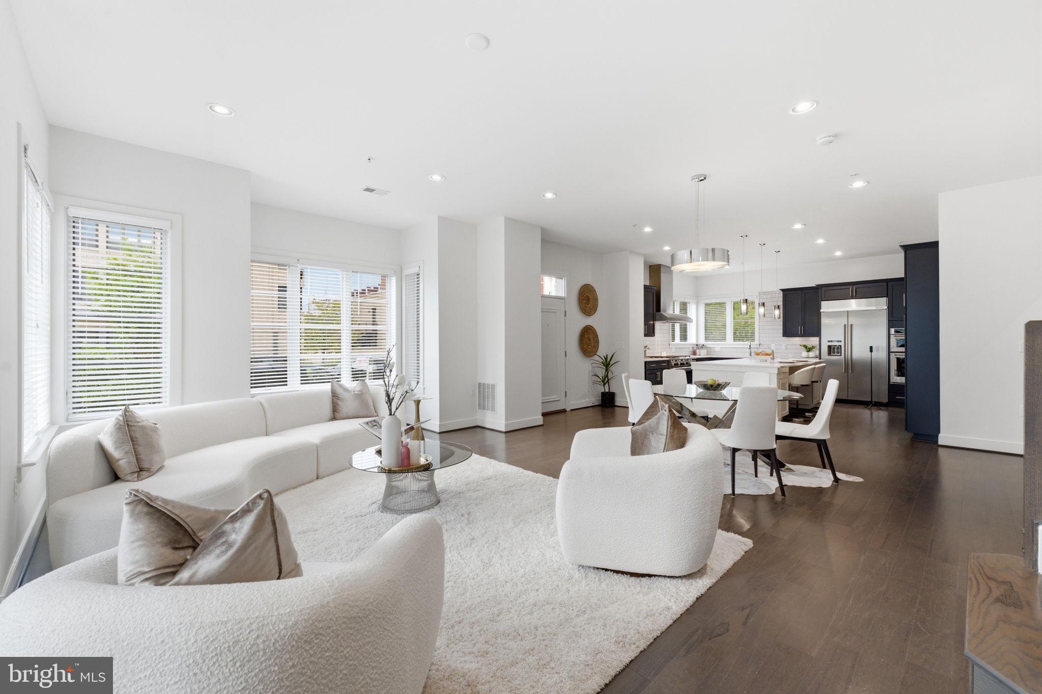 POTOMAC  YARDS - Residential