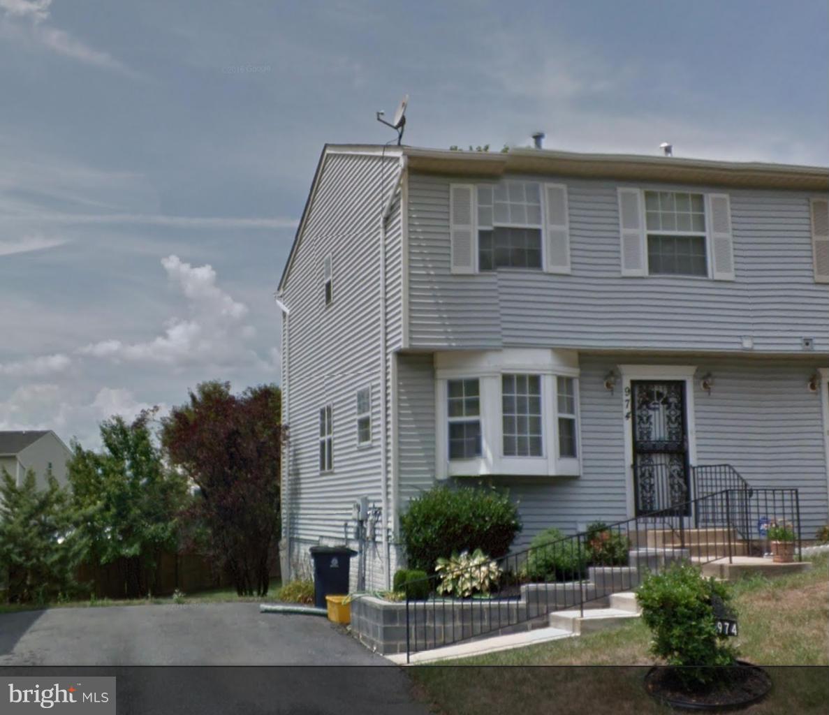 CENTRAL HILLS - Residential