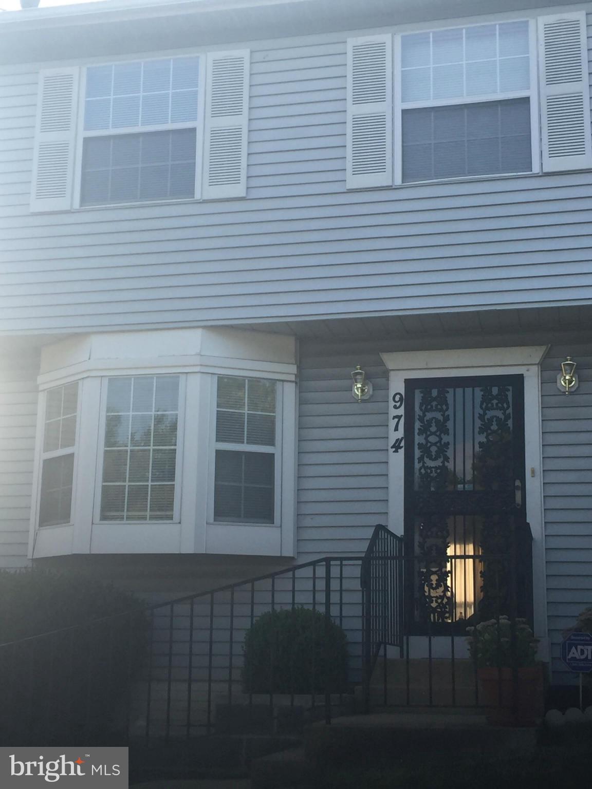 CENTRAL HILLS - Residential