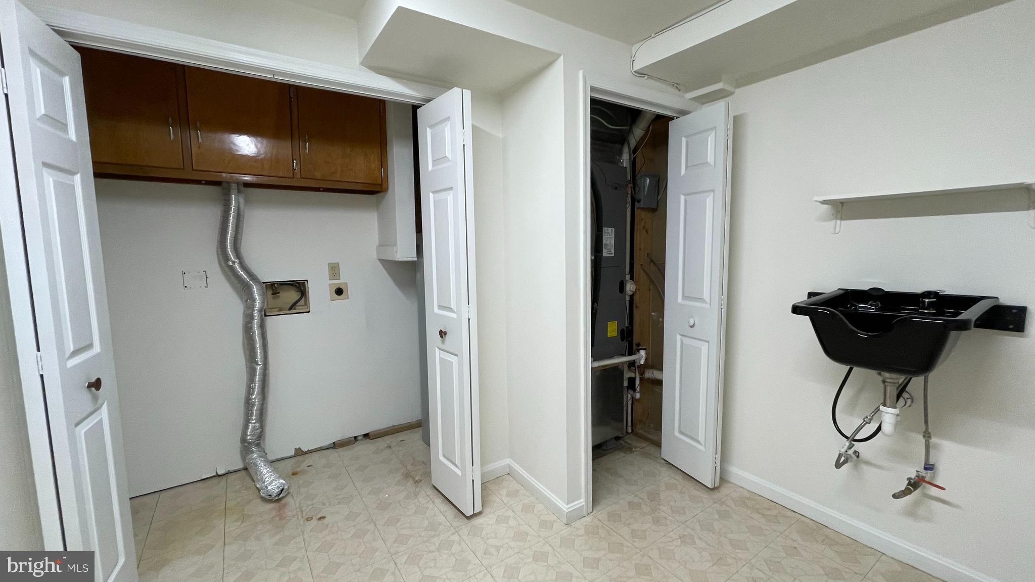 HUNTER TRAIL AT STAFFORD - Residential Lease
