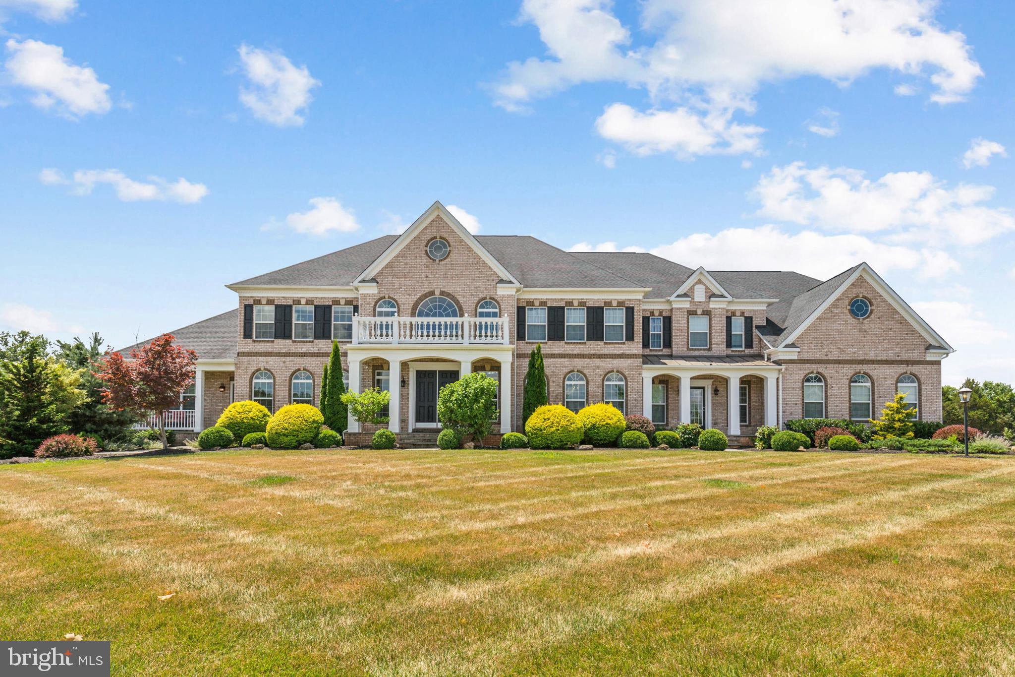 HUNTERS POND - Residential