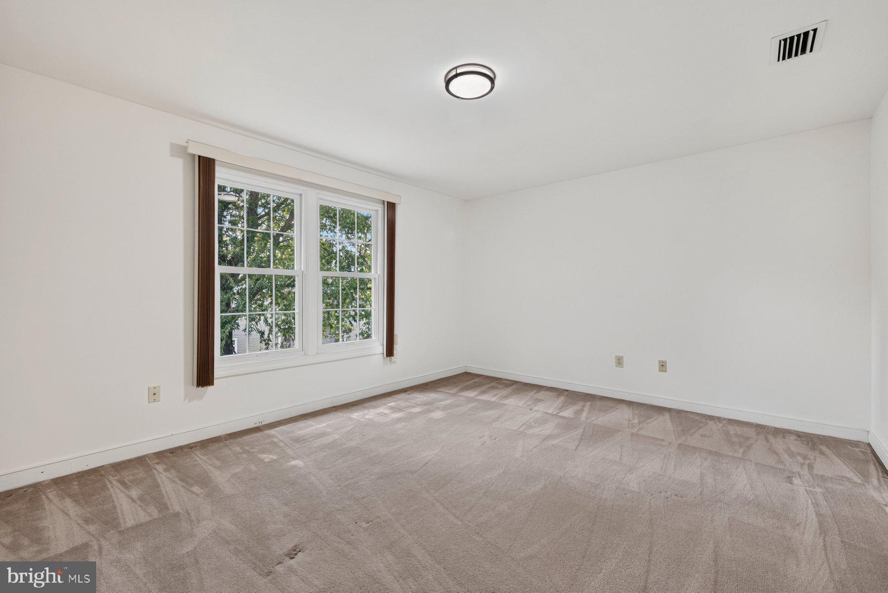 DUFIEF MILL ESTATES - Residential