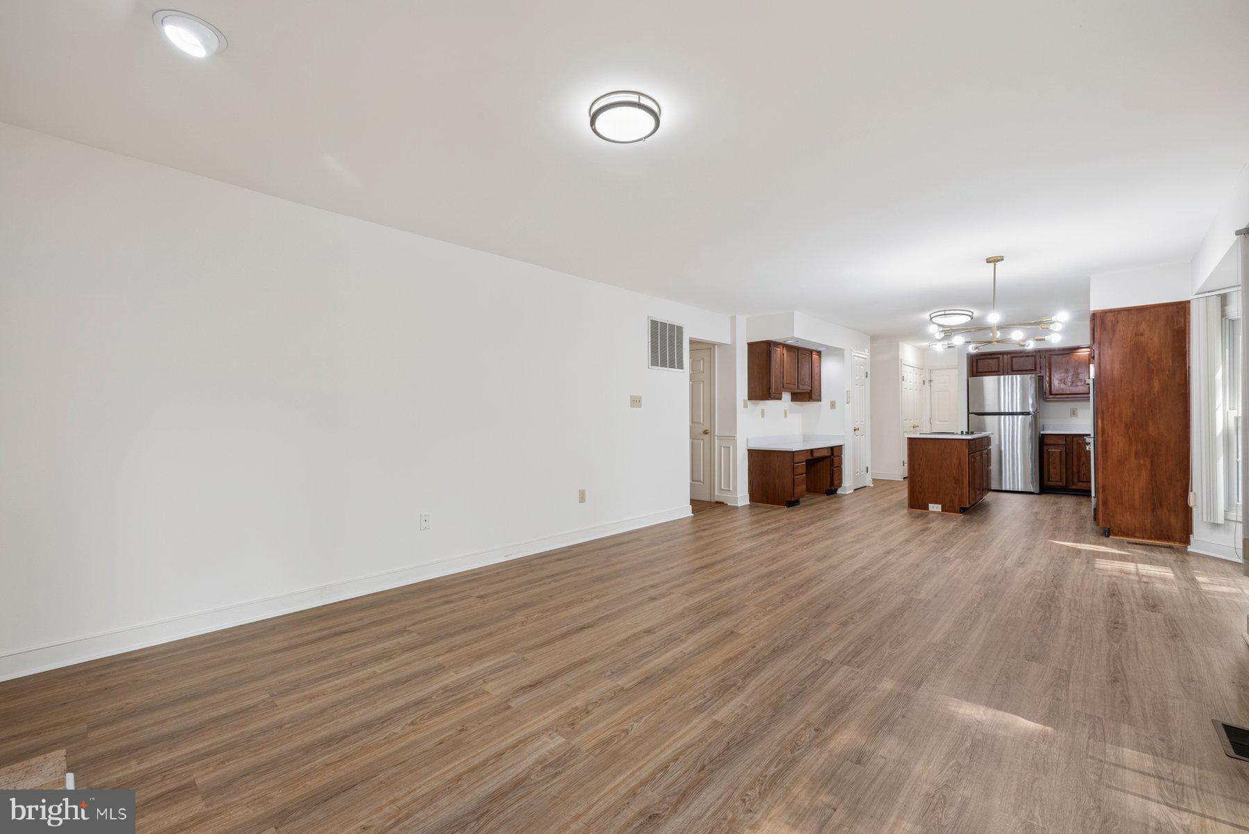 DUFIEF MILL ESTATES - Residential