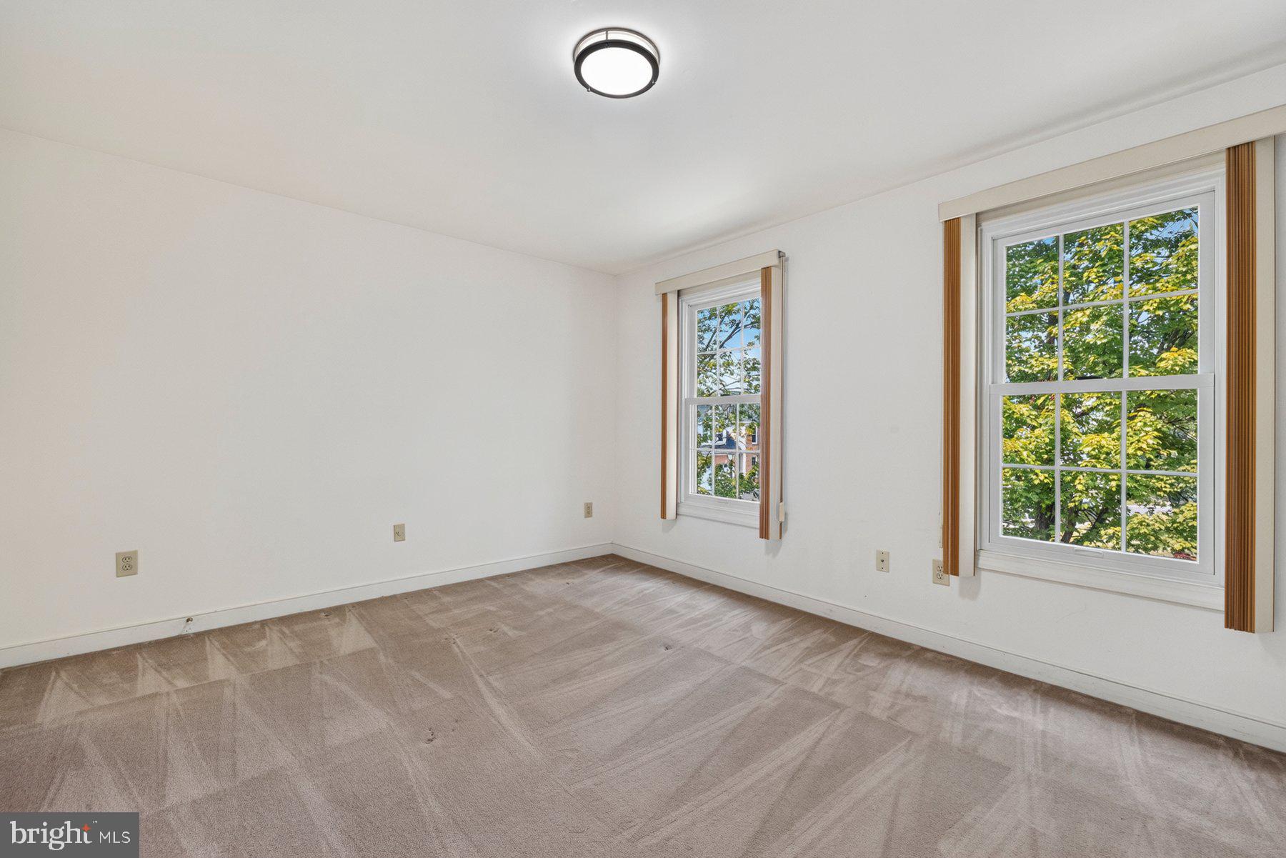 DUFIEF MILL ESTATES - Residential