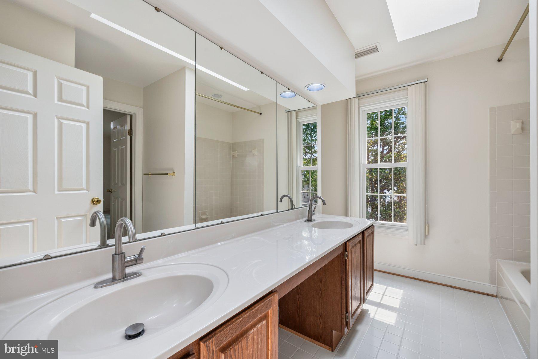 DUFIEF MILL ESTATES - Residential