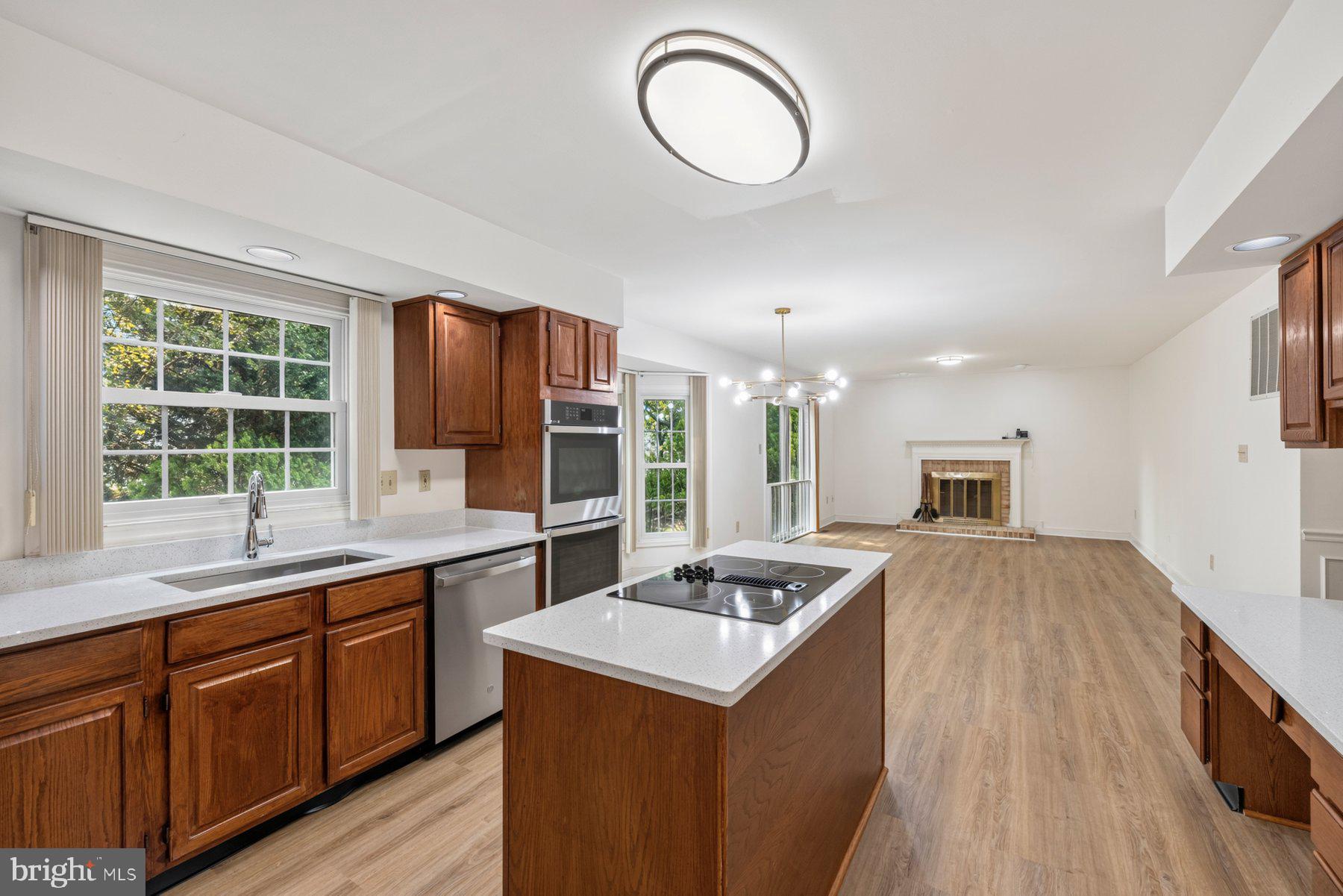 DUFIEF MILL ESTATES - Residential