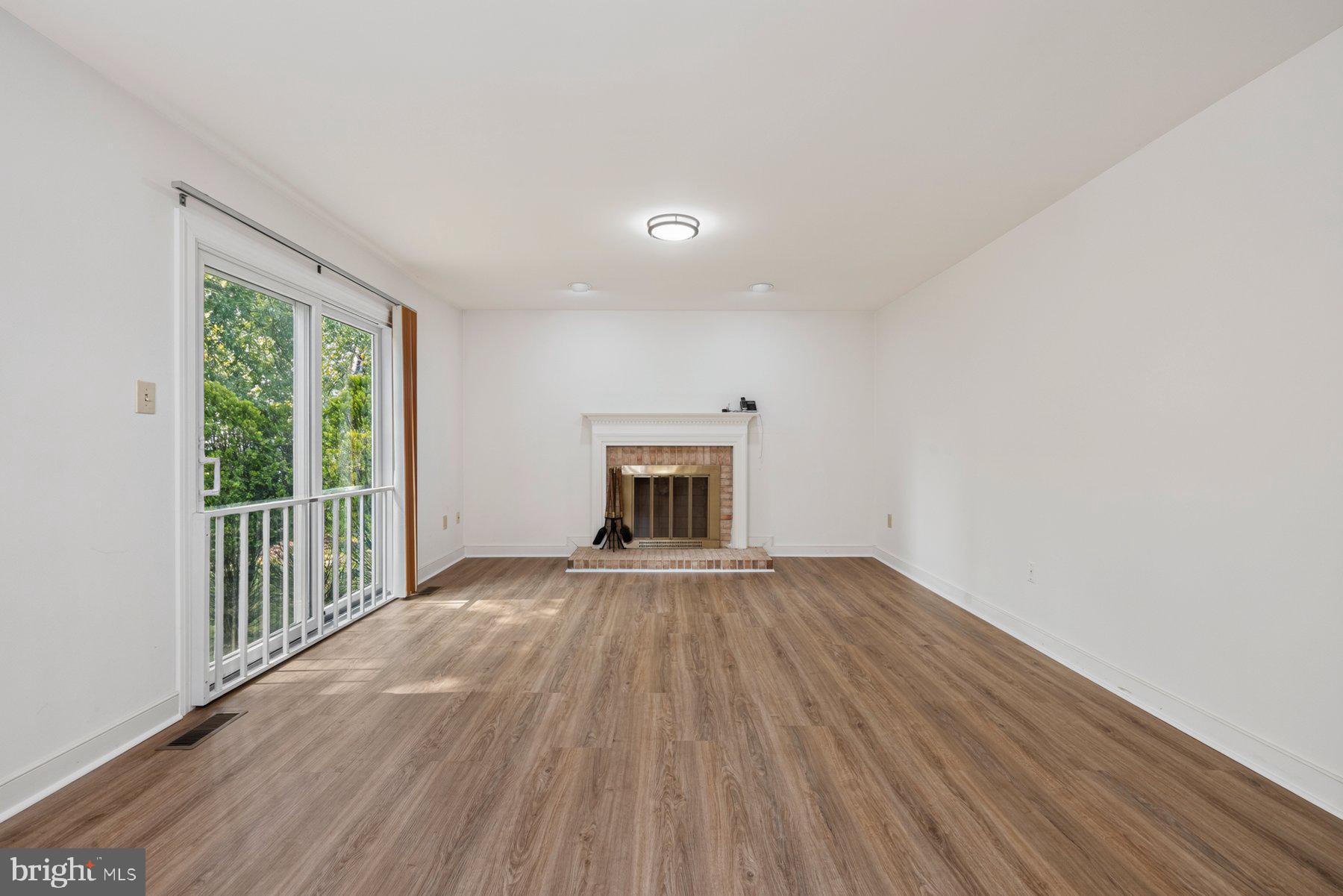 DUFIEF MILL ESTATES - Residential