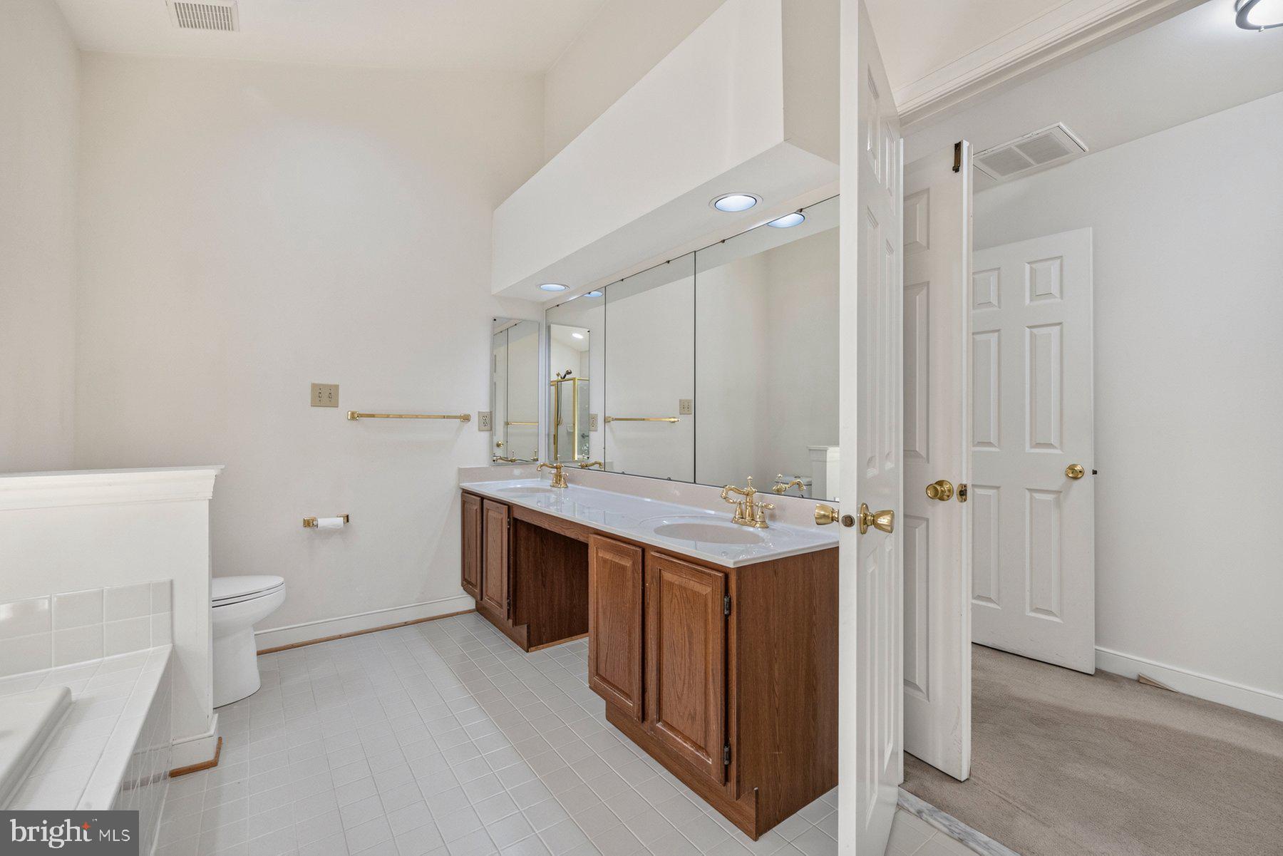 DUFIEF MILL ESTATES - Residential