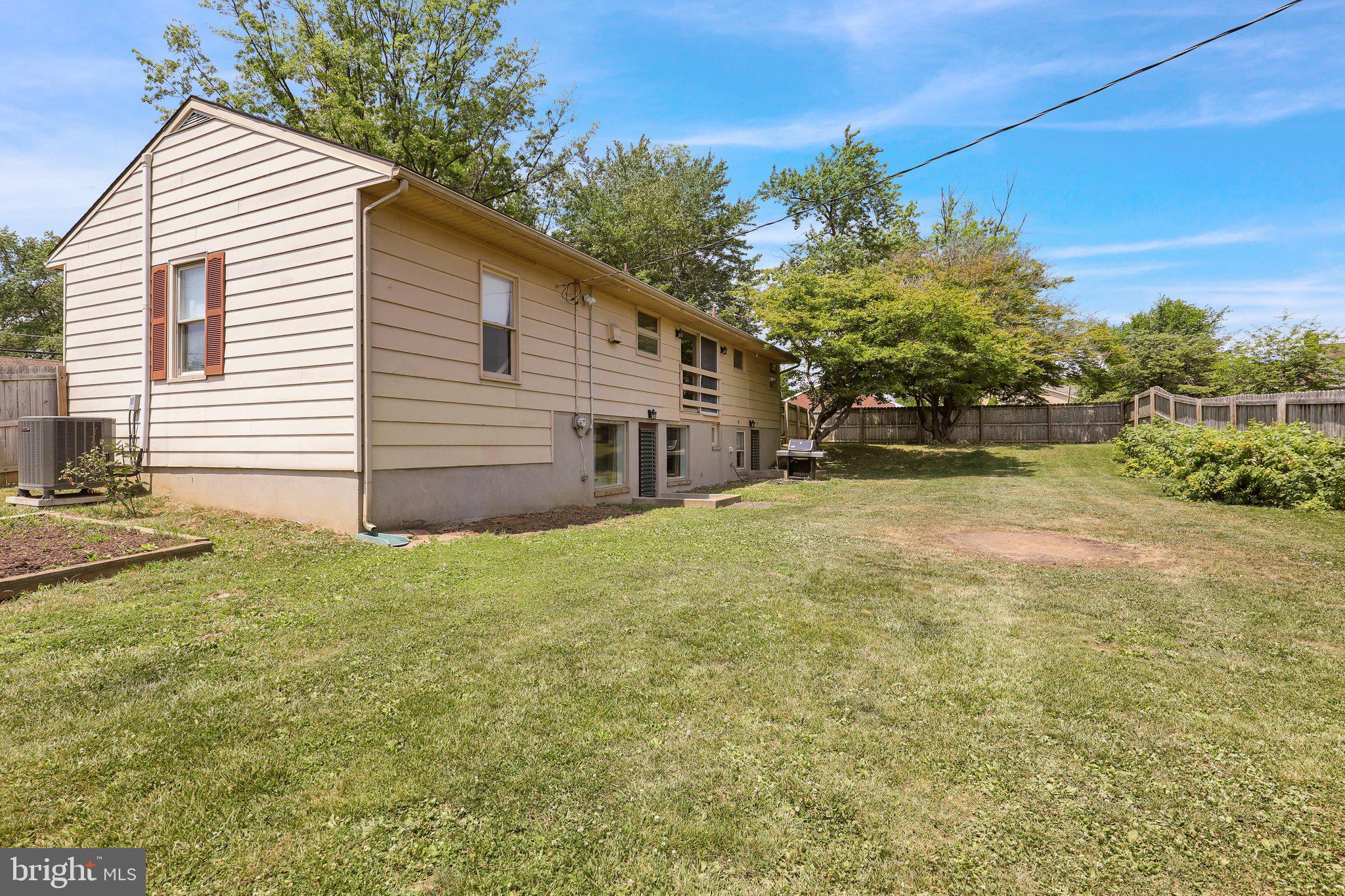 WYOMISSING HILLS - Residential