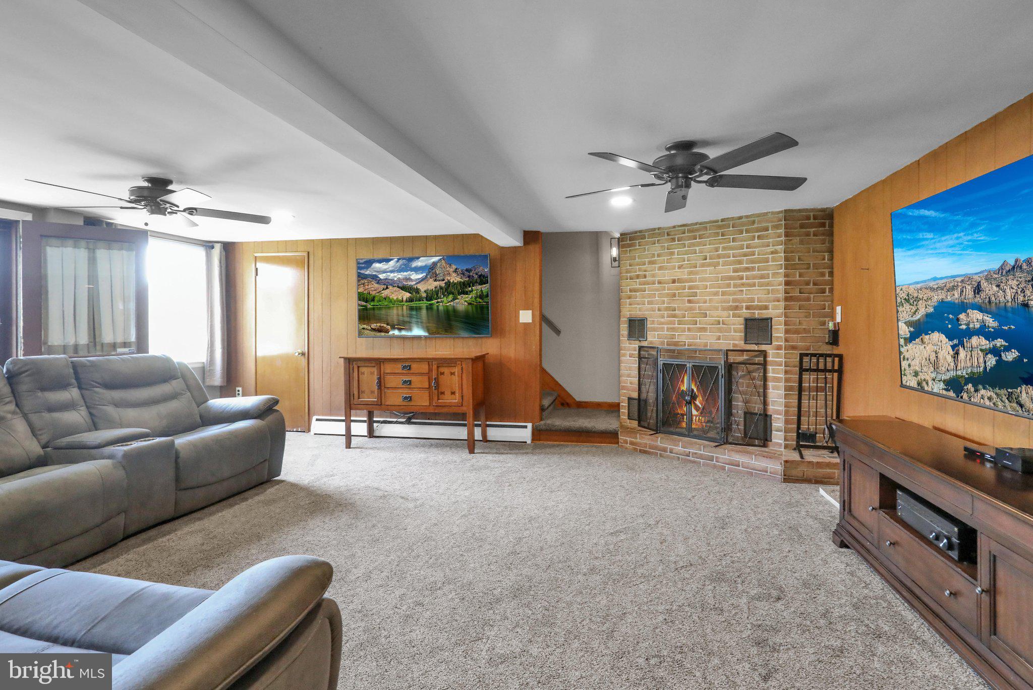 WYOMISSING HILLS - Residential