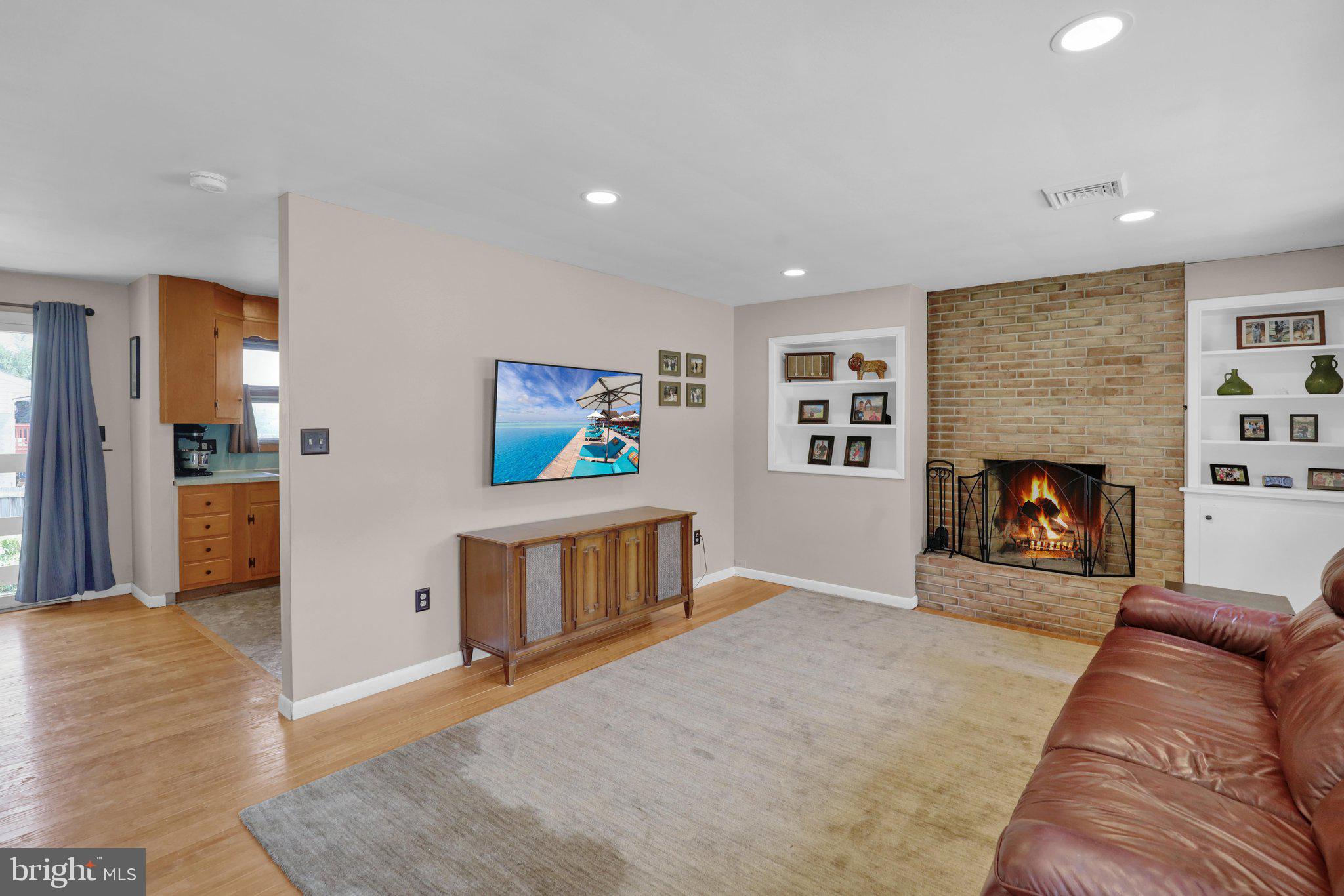 WYOMISSING HILLS - Residential