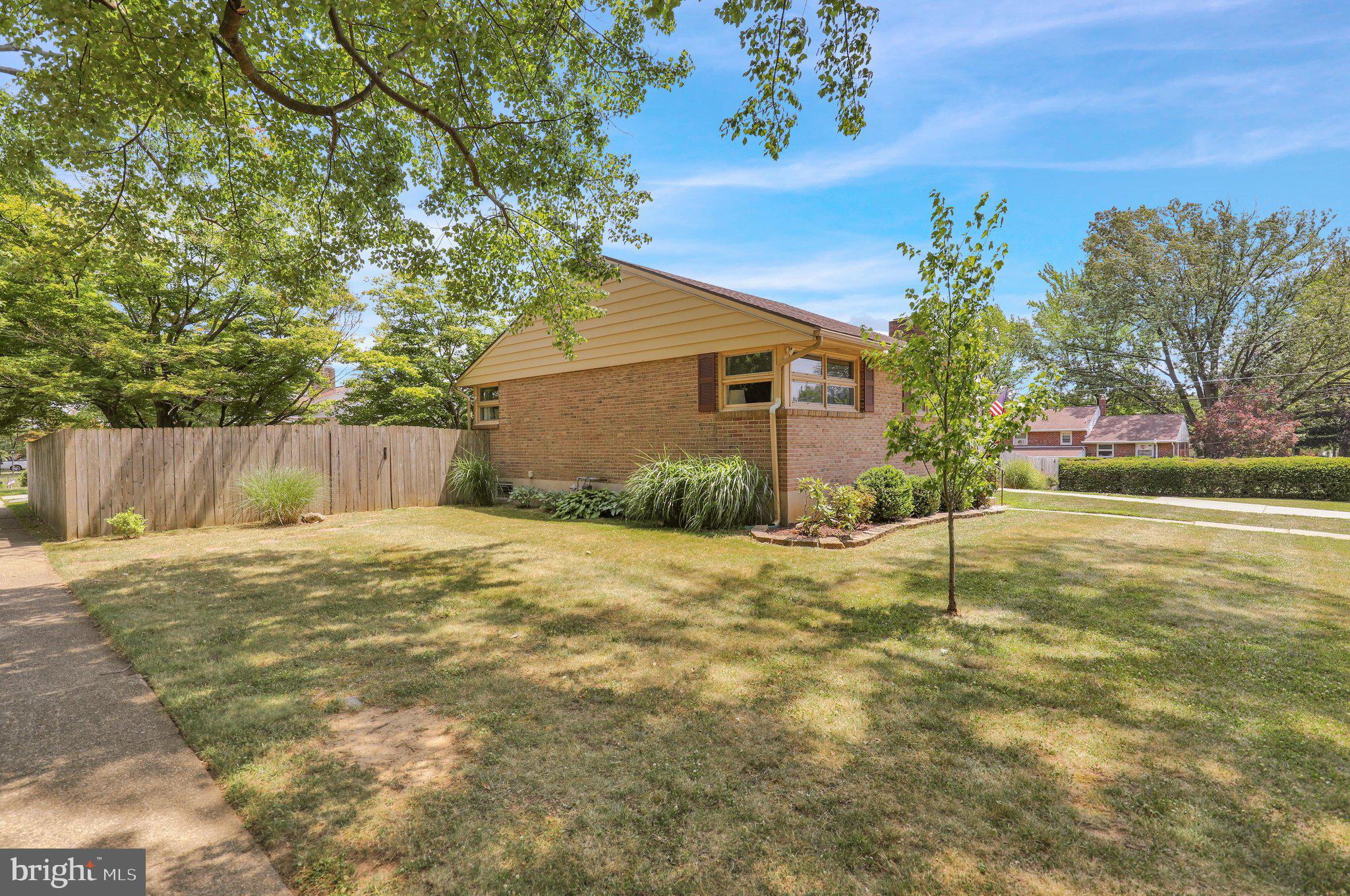 WYOMISSING HILLS - Residential