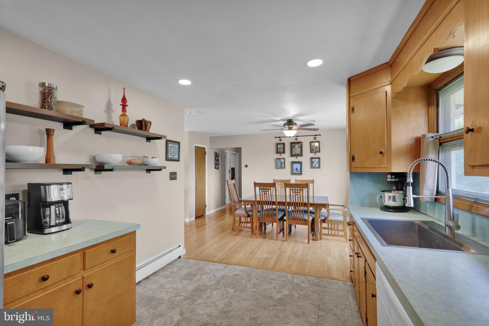 WYOMISSING HILLS - Residential