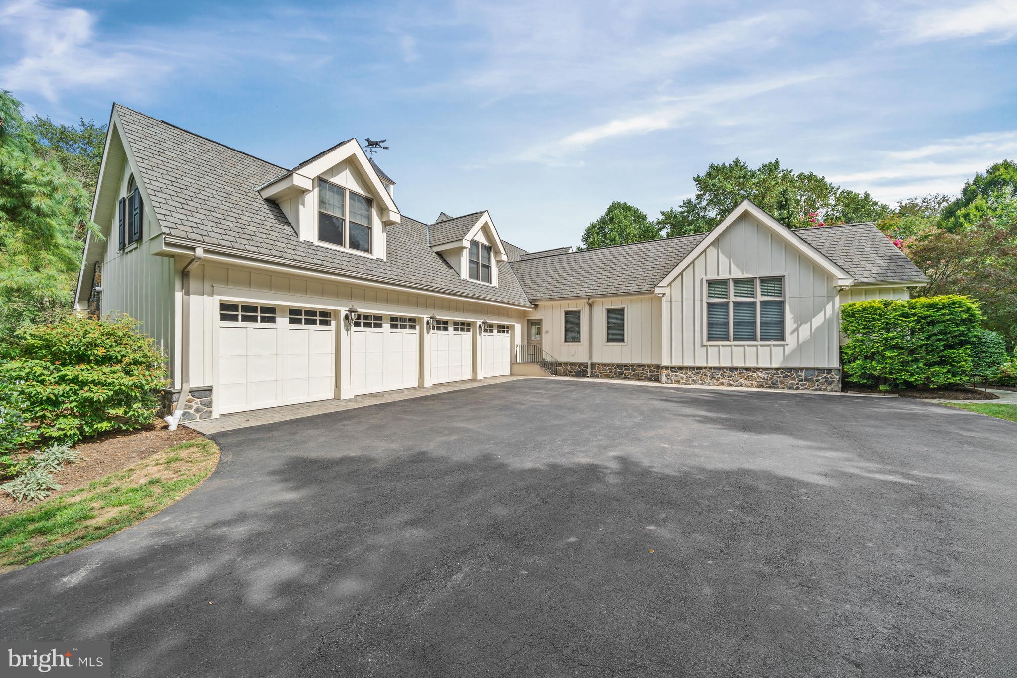 STONEY RUN - Residential