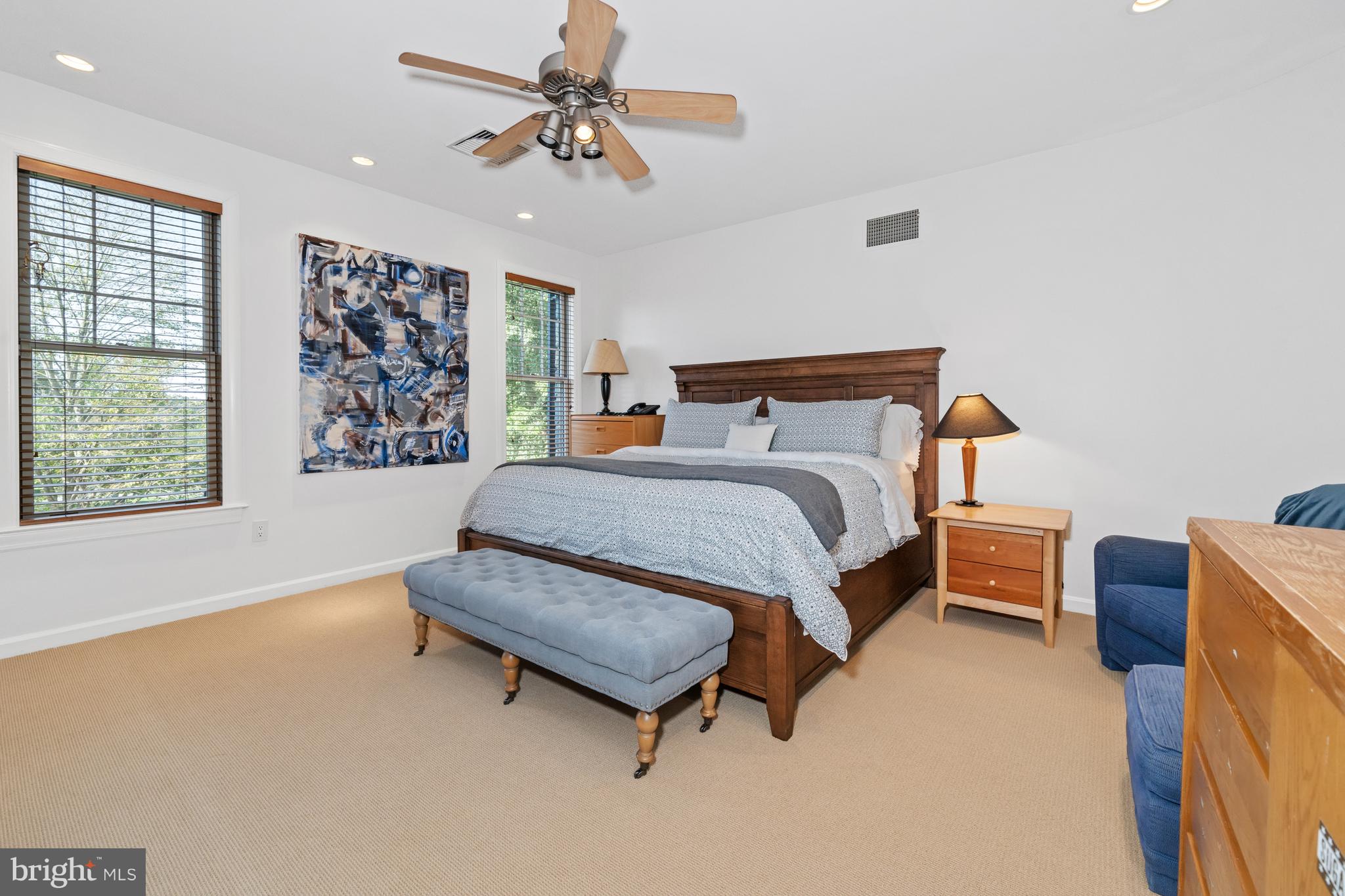 STONEY RUN - Residential