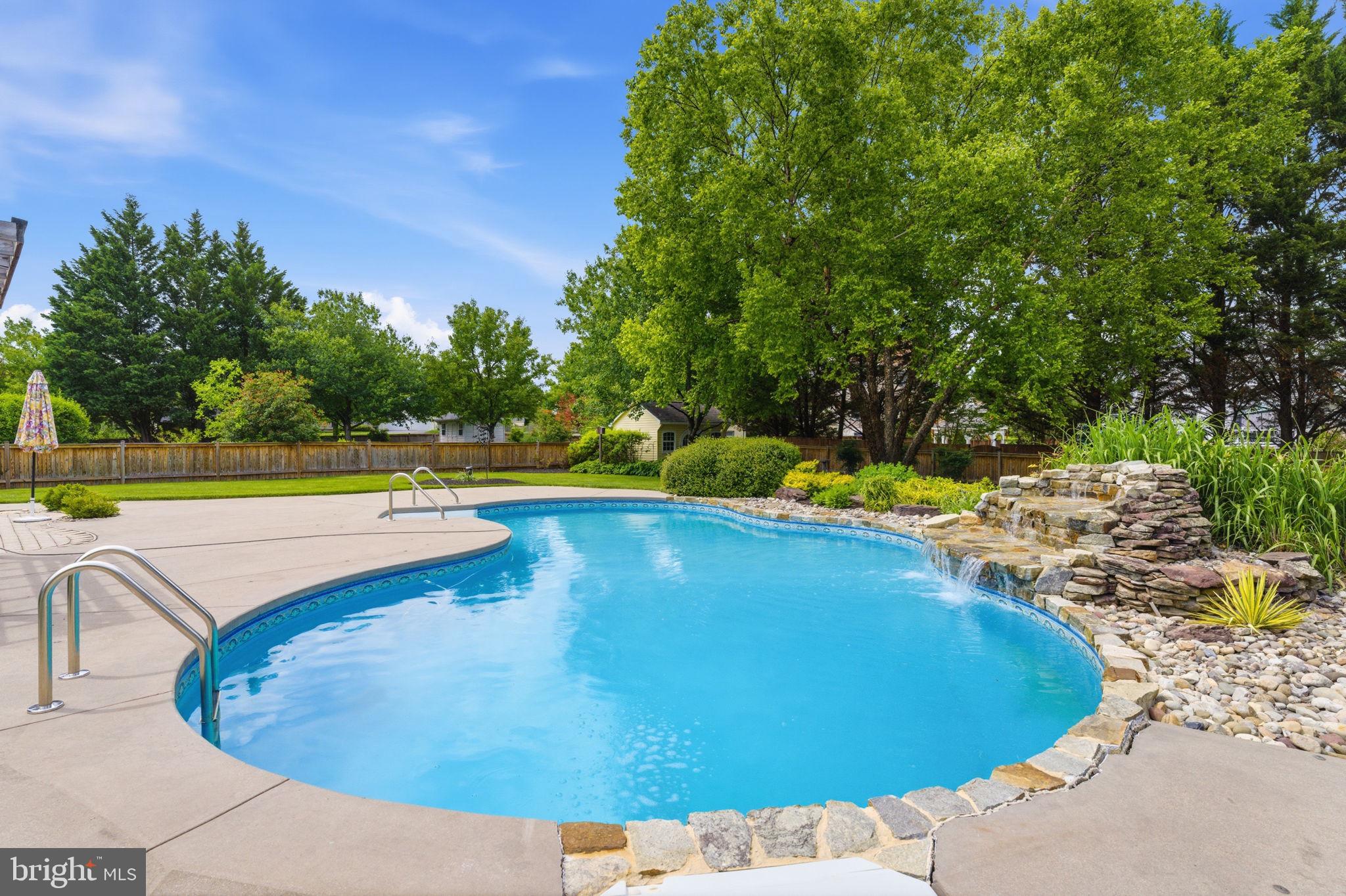 BUCKINGHAM HILLS - Residential