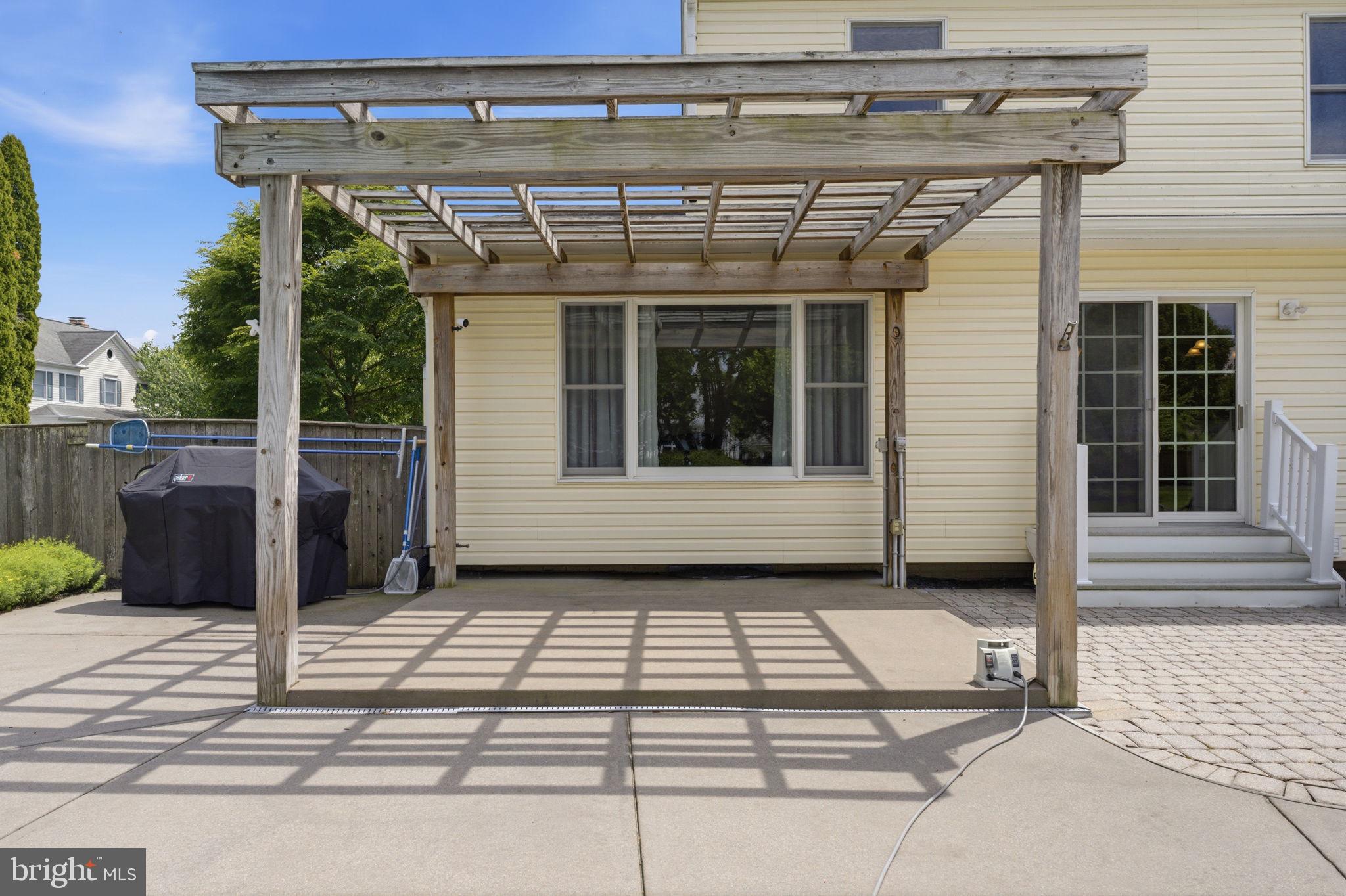 BUCKINGHAM HILLS - Residential