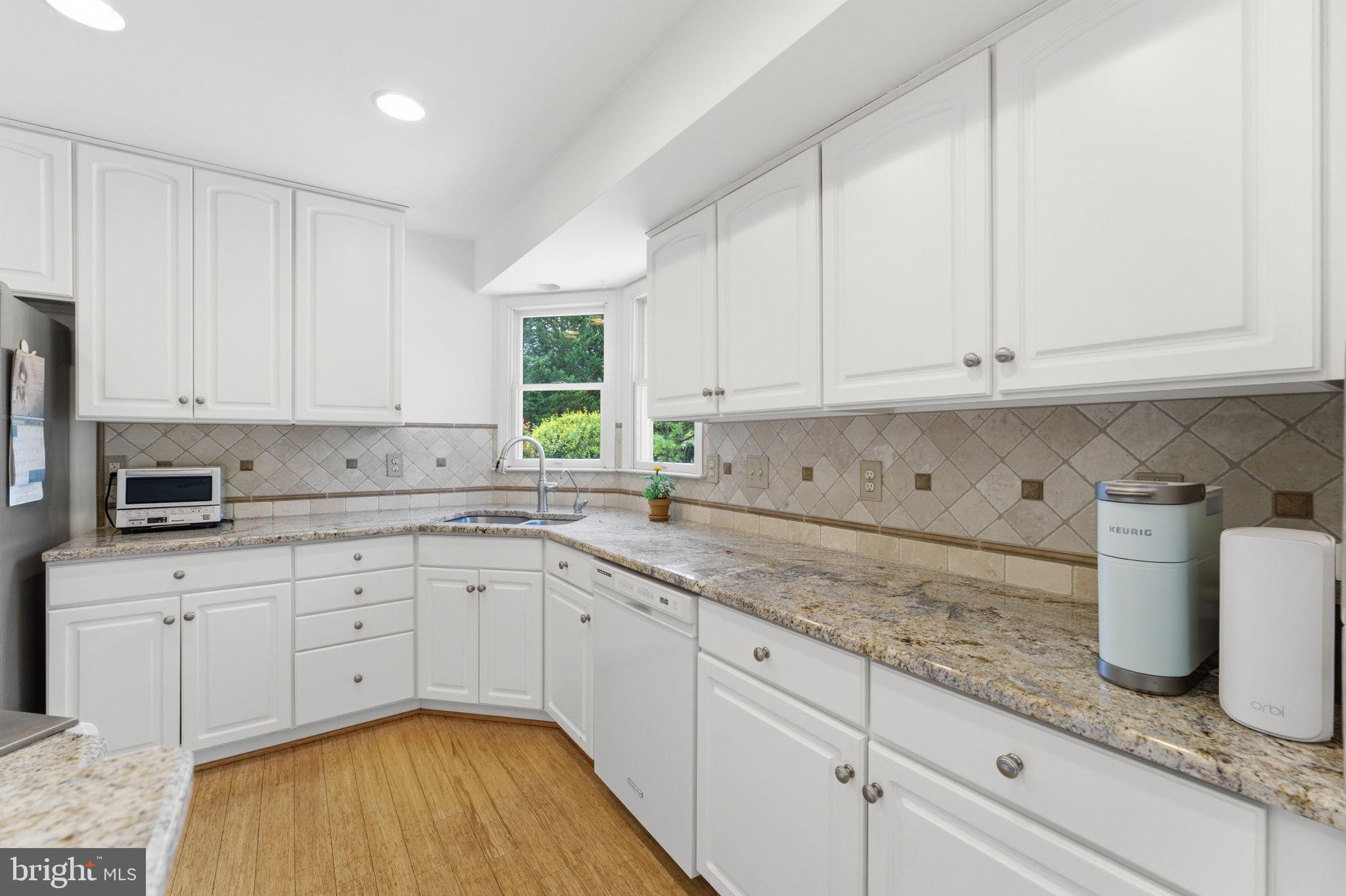 BUCKINGHAM HILLS - Residential