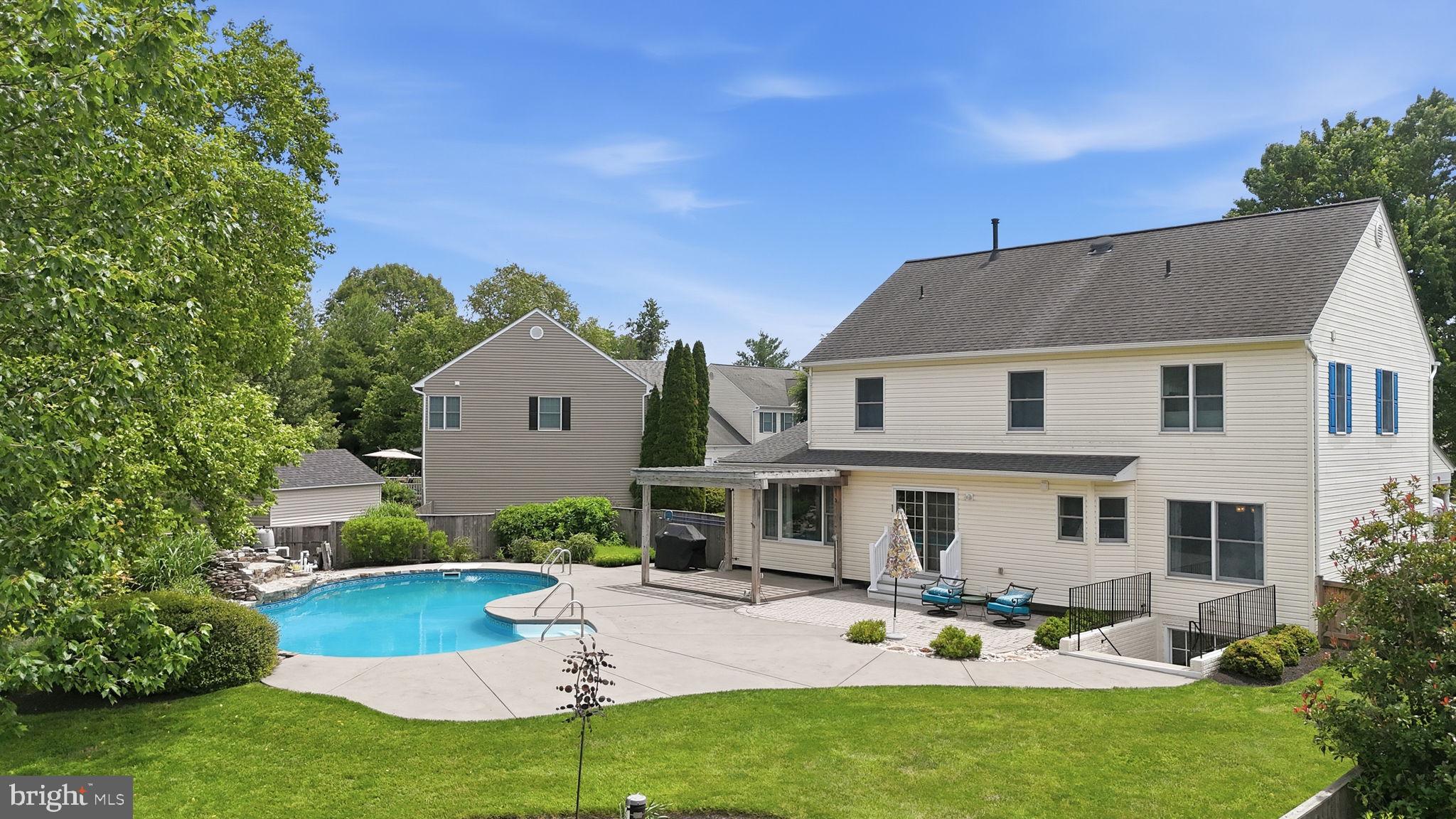 BUCKINGHAM HILLS - Residential