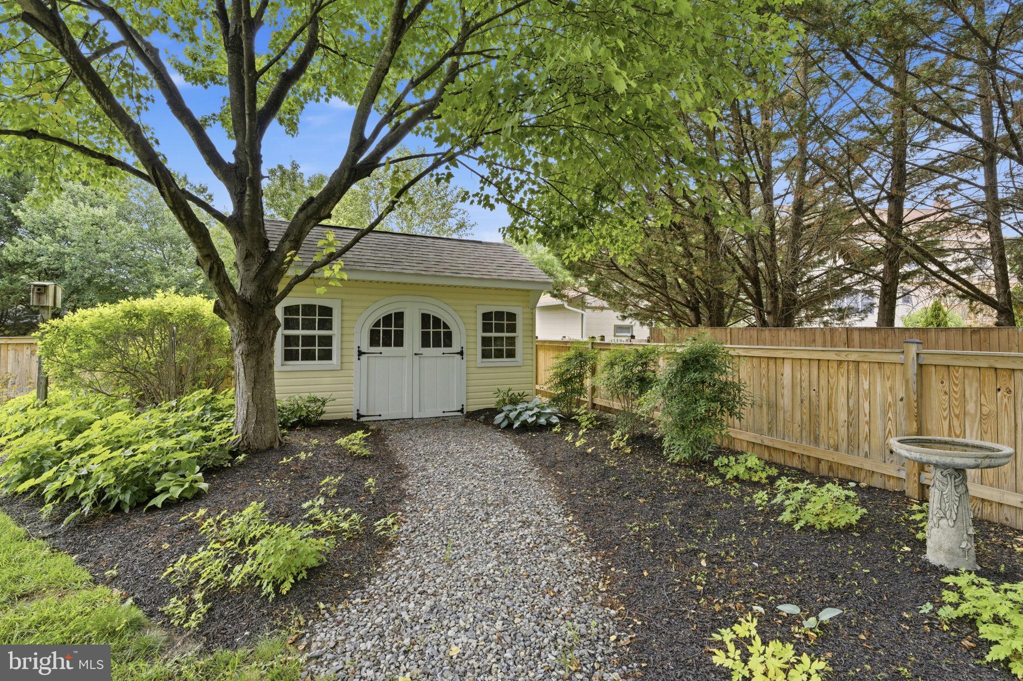 BUCKINGHAM HILLS - Residential