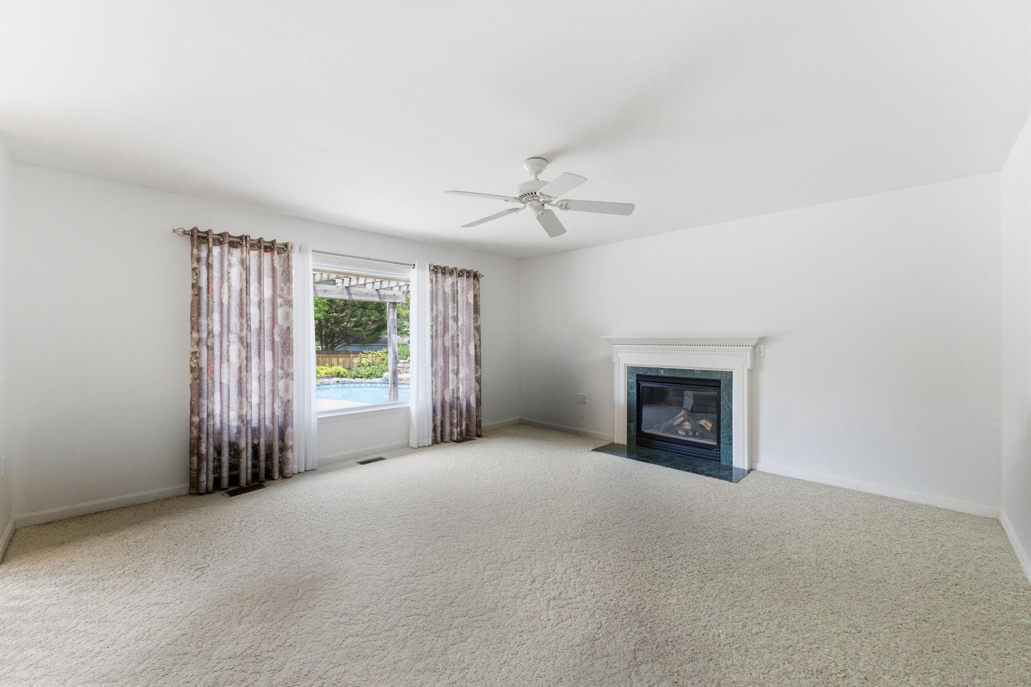 BUCKINGHAM HILLS - Residential
