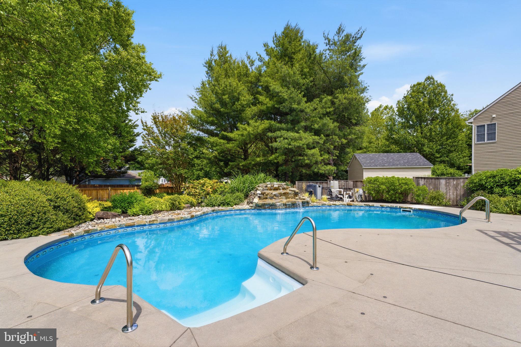 BUCKINGHAM HILLS - Residential