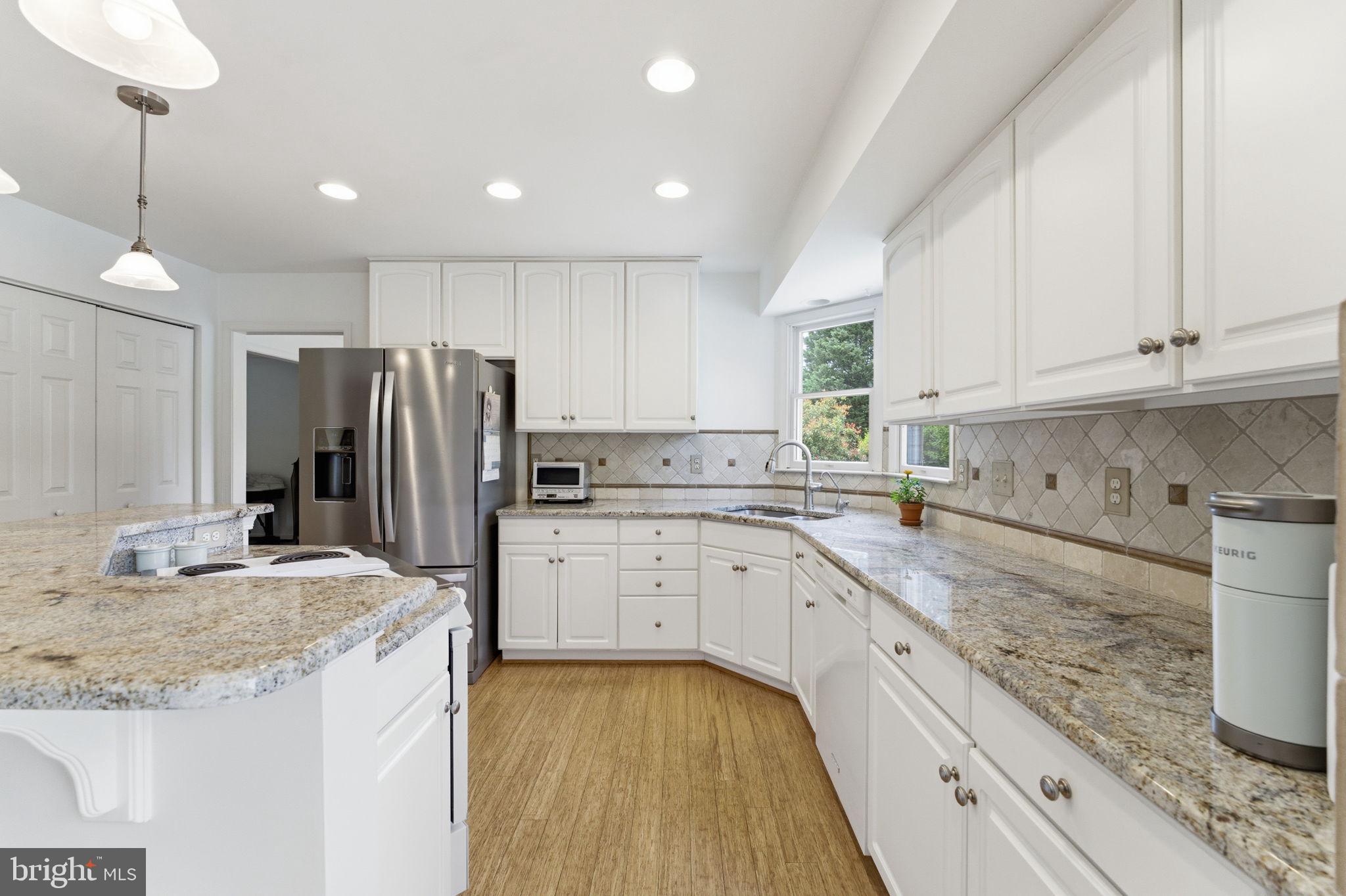 BUCKINGHAM HILLS - Residential