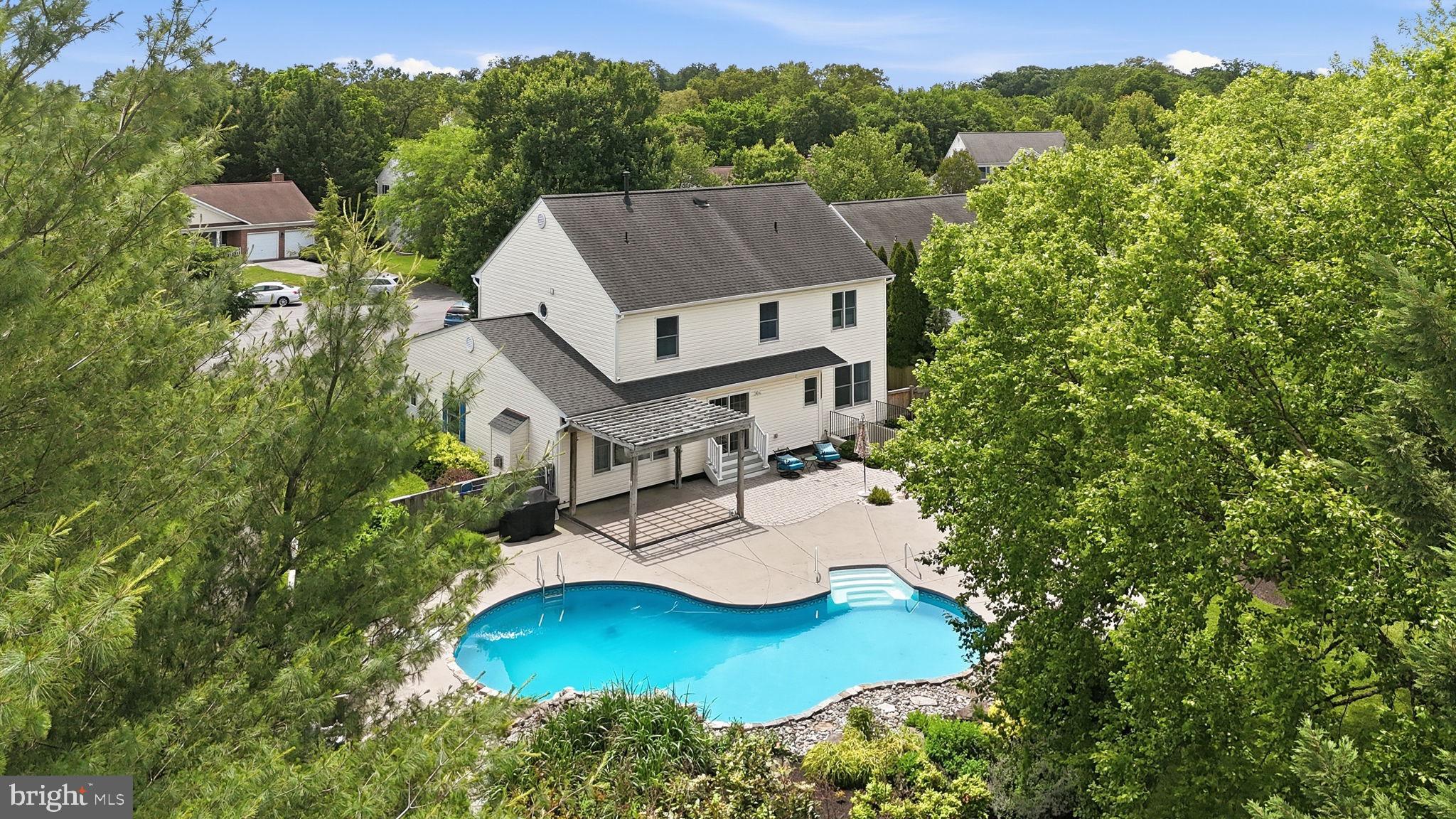 BUCKINGHAM HILLS - Residential