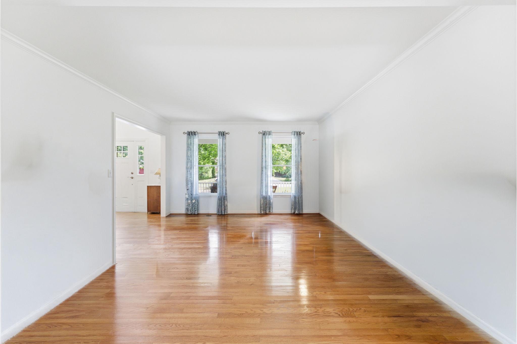 BUCKINGHAM HILLS - Residential