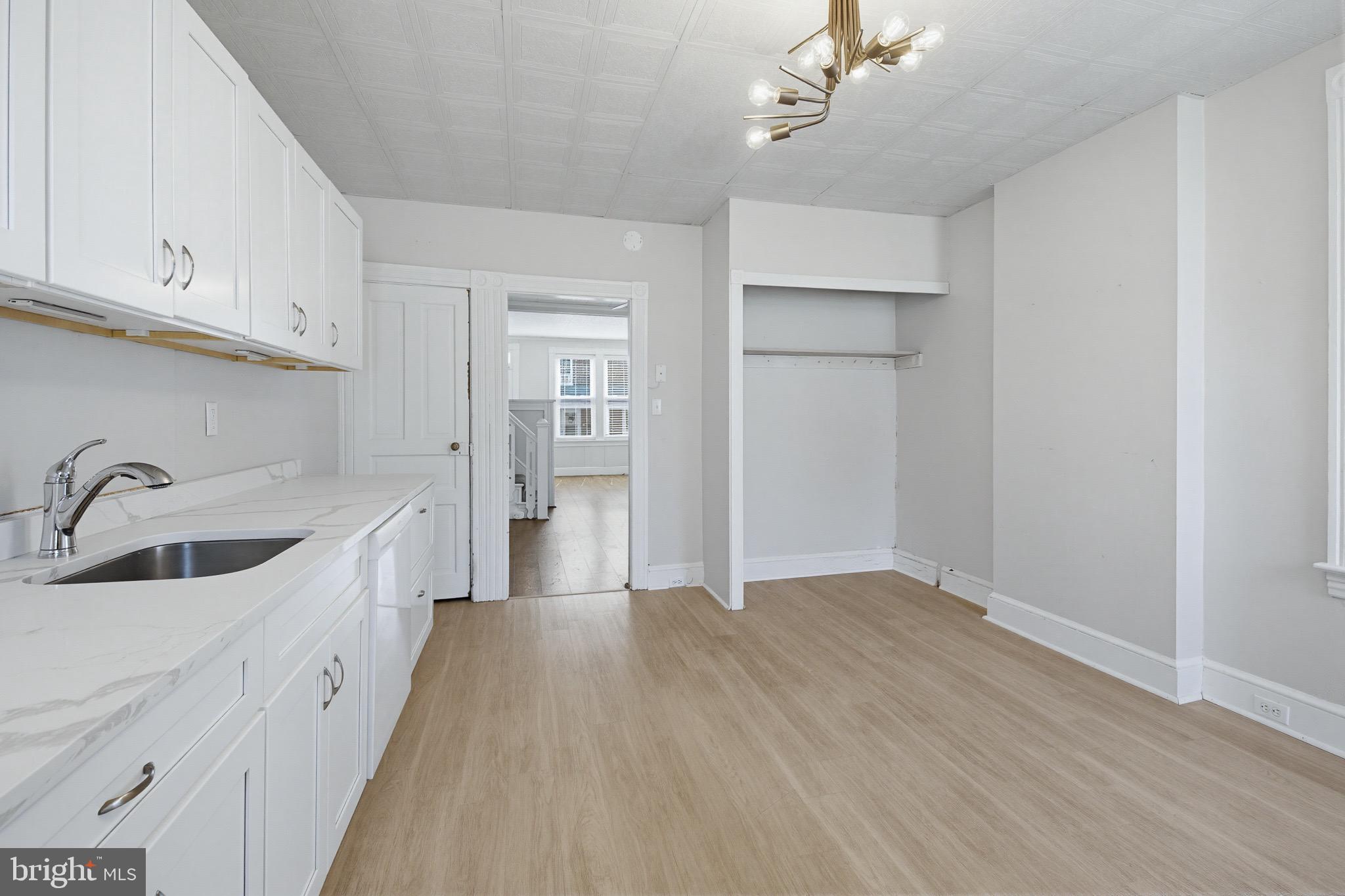 WEST END LANCASTER - Residential