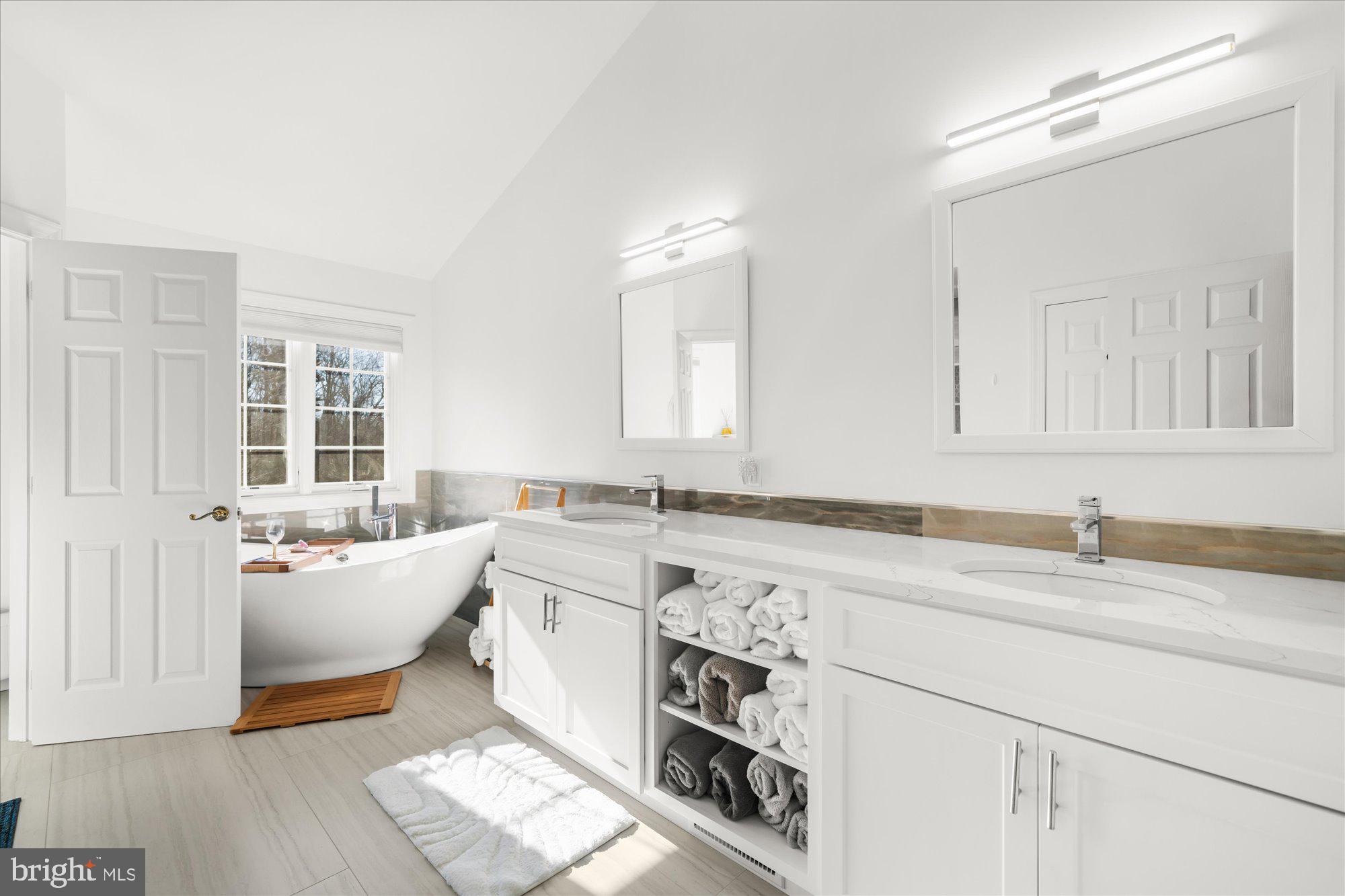 WILTSHIRE - Residential
