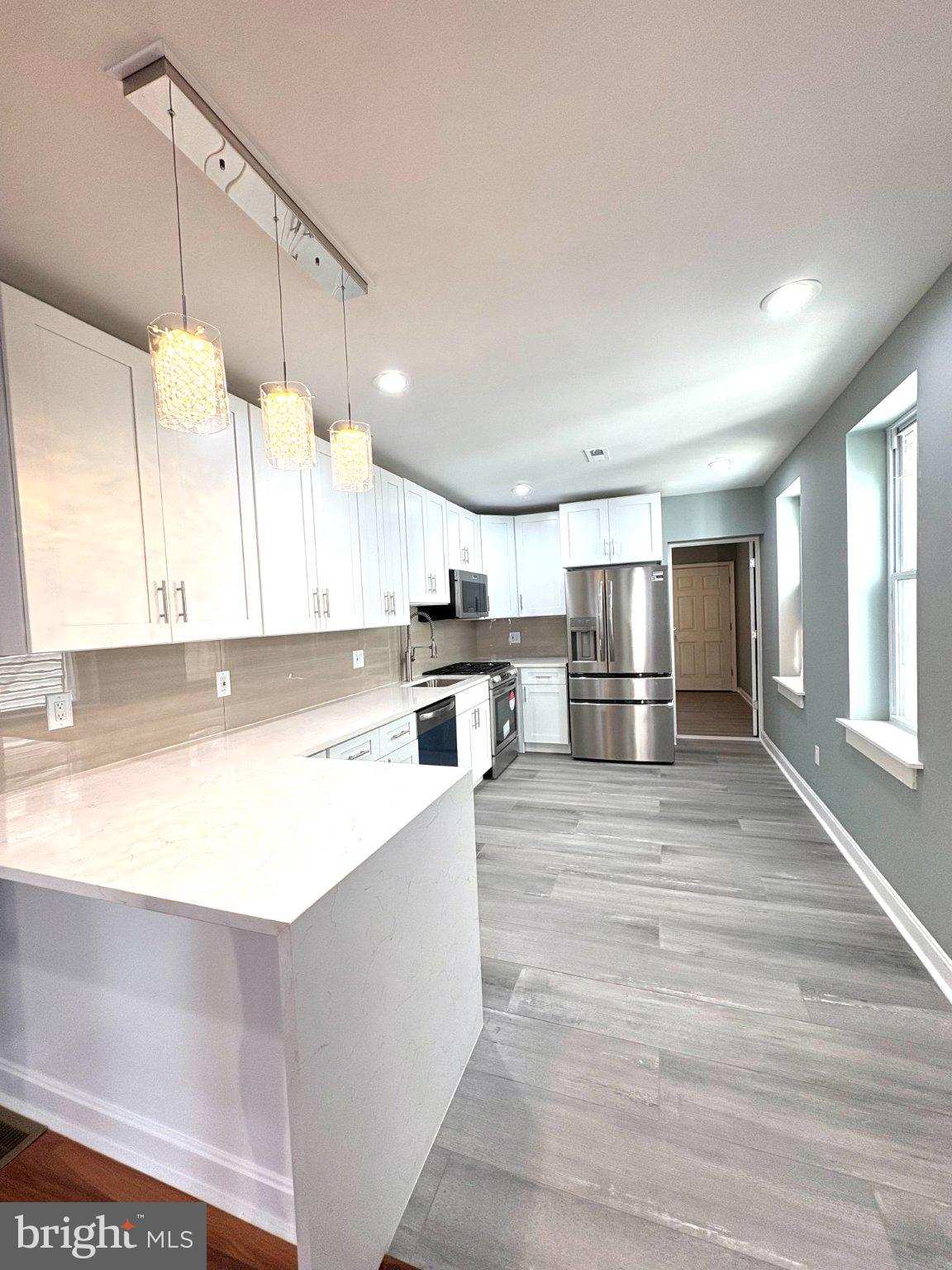 PORT RICHMOND - Residential