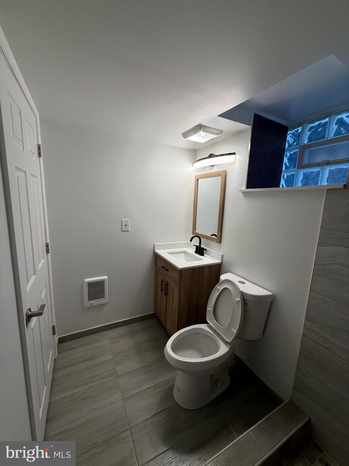 PORT RICHMOND - Residential