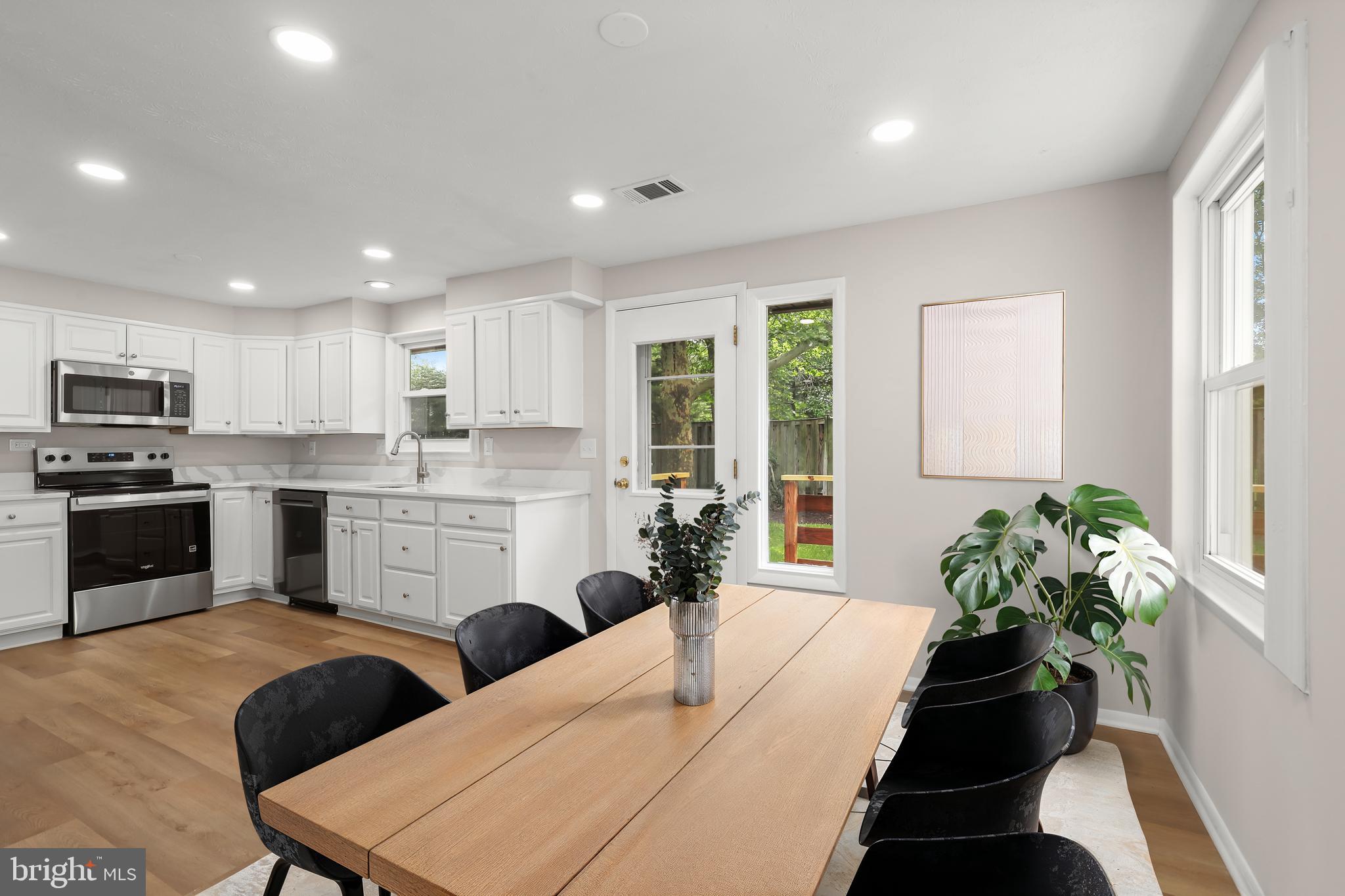 VILLAGE OF OWEN BROWN - Residential