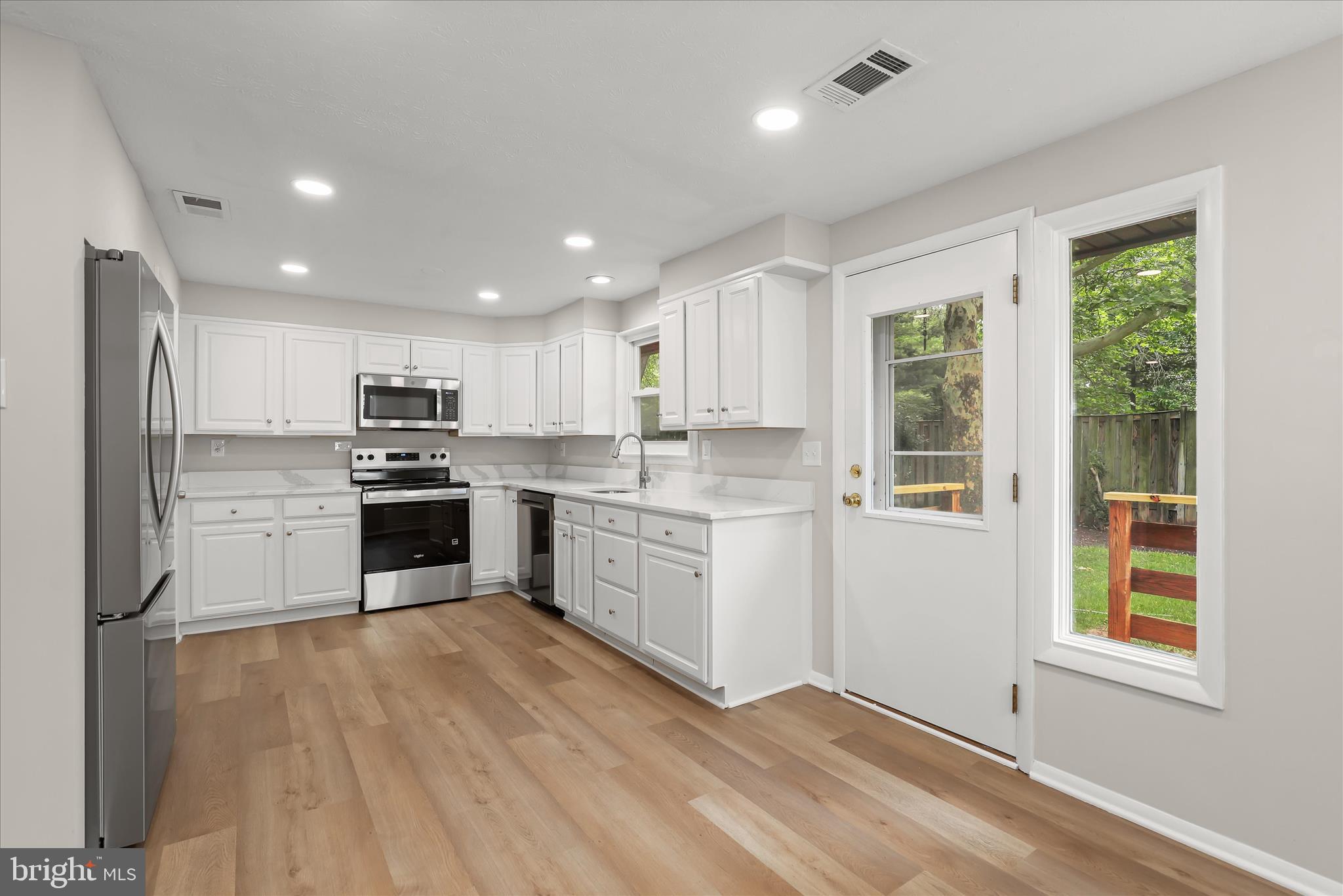 VILLAGE OF OWEN BROWN - Residential