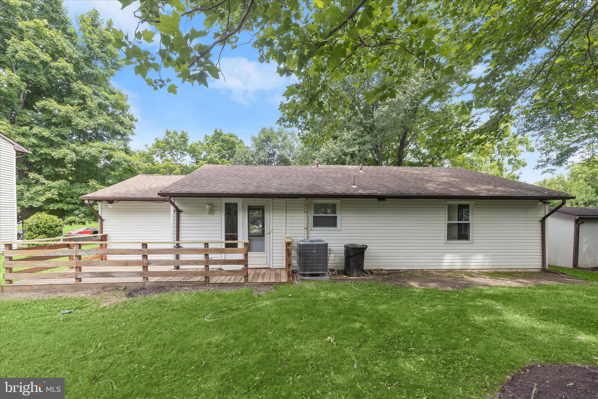 VILLAGE OF OWEN BROWN - Residential