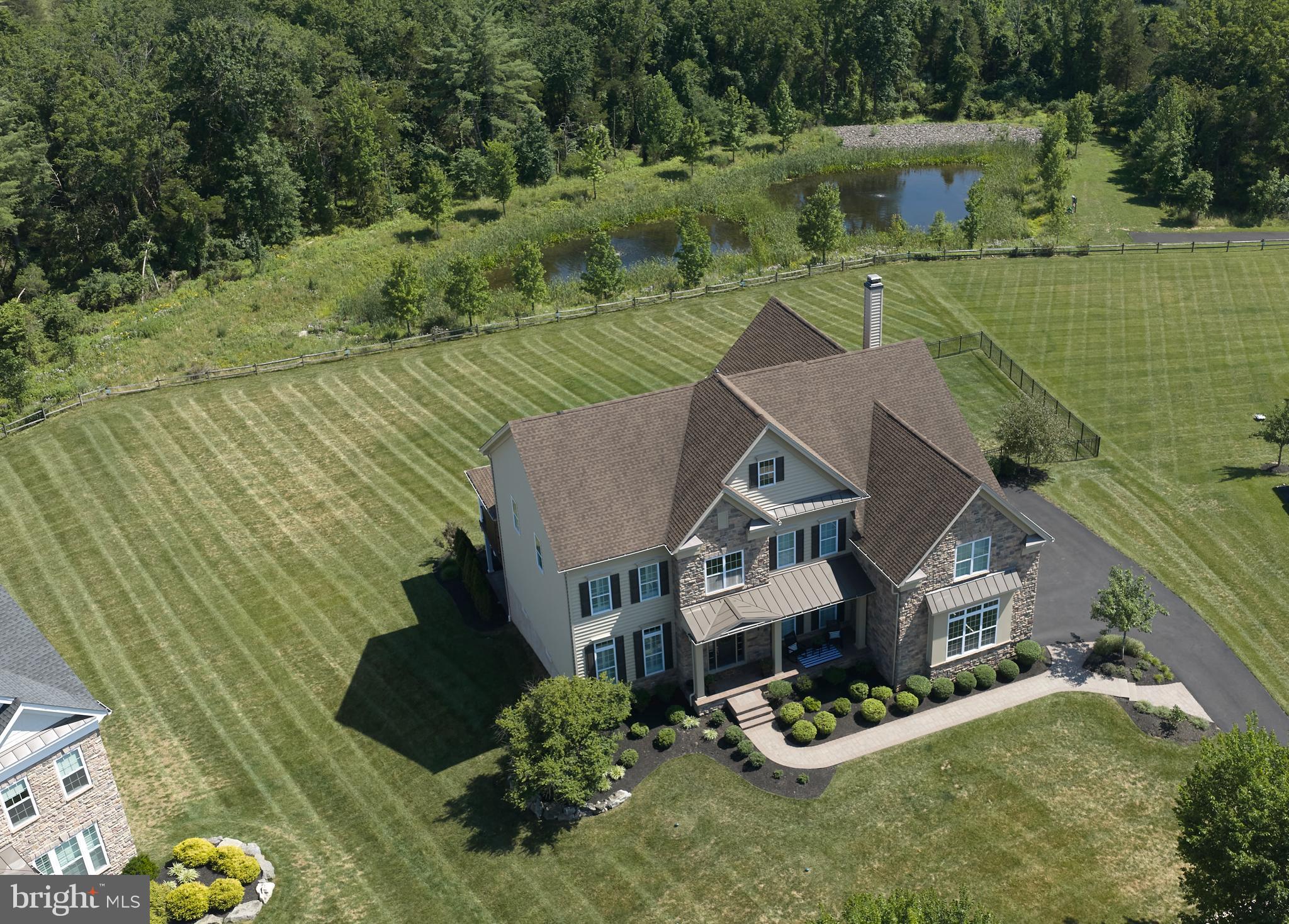 ESTATE AT MILL CREEK - Residential