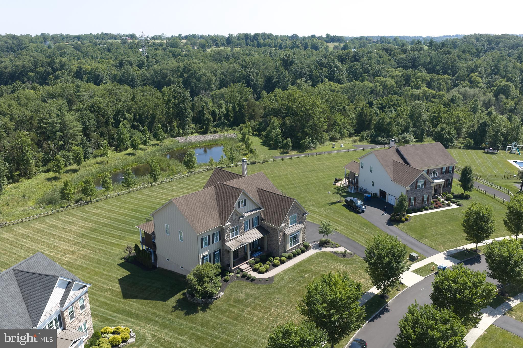 ESTATE AT MILL CREEK - Residential