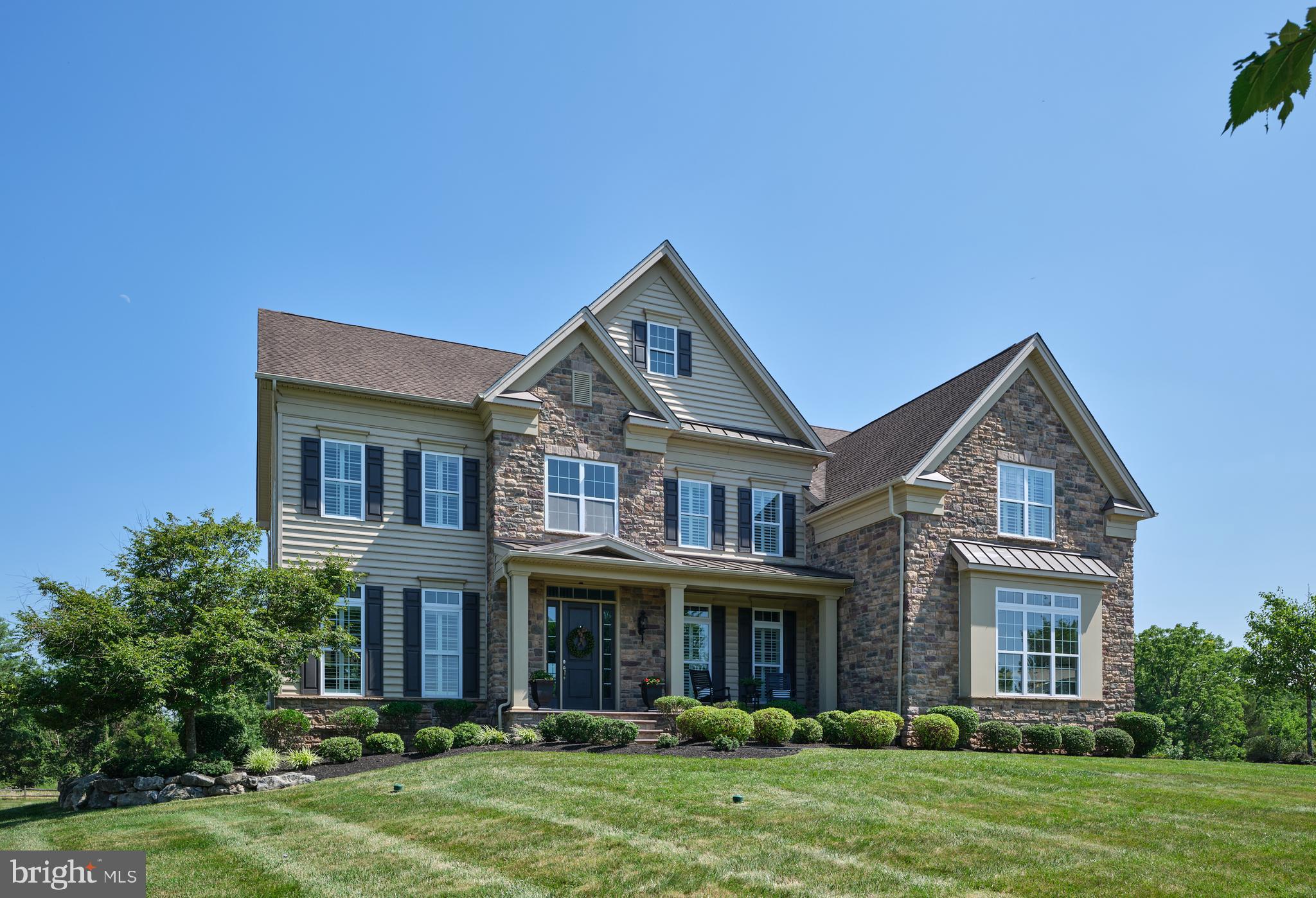 ESTATE AT MILL CREEK - Residential