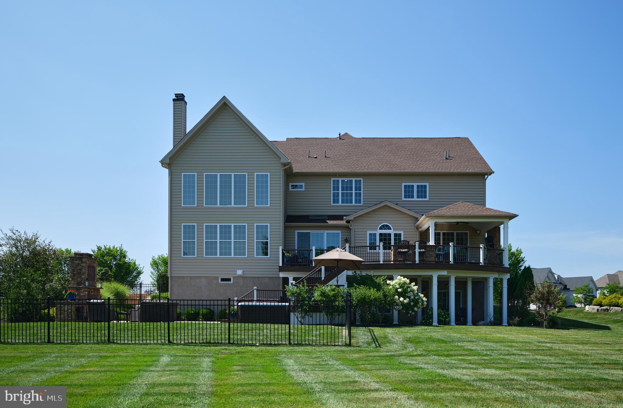 ESTATE AT MILL CREEK - Residential