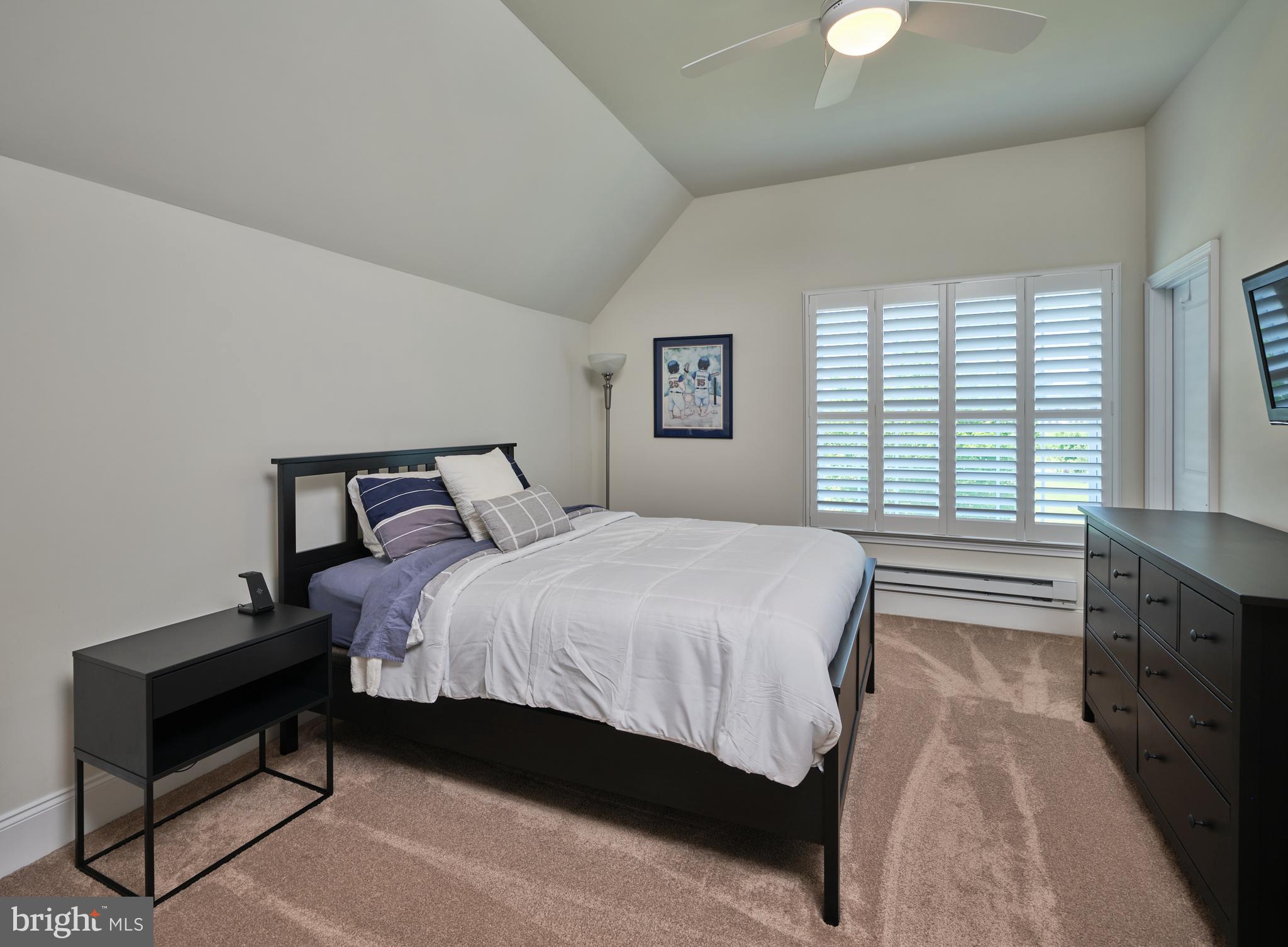 ESTATE AT MILL CREEK - Residential