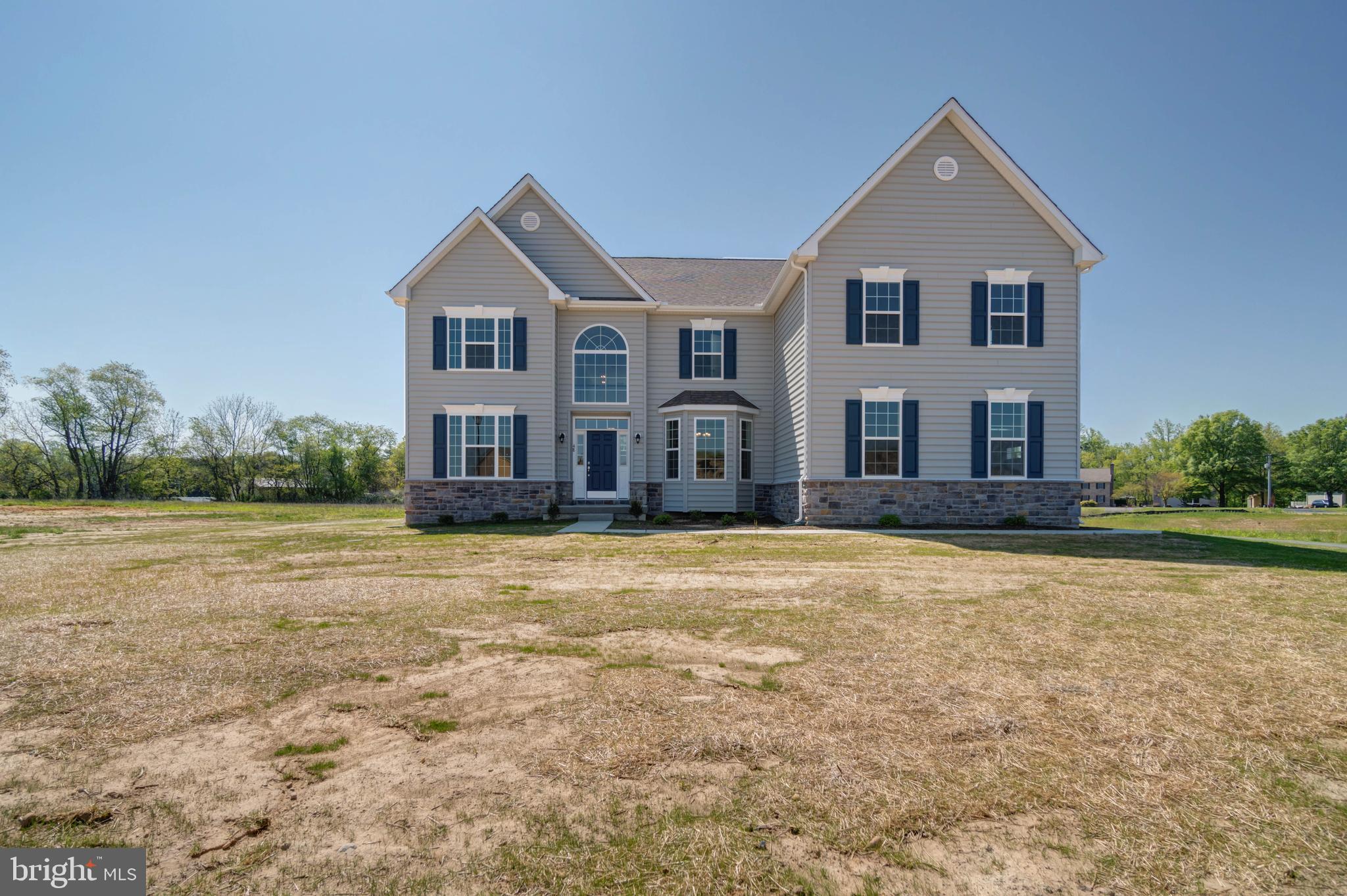 HIDDEN BROOK - Residential